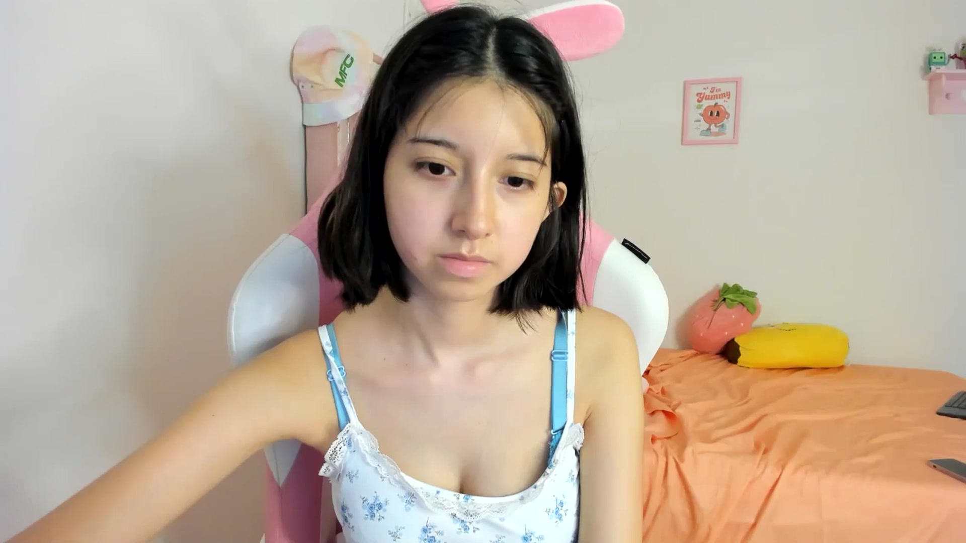 Gallery image thumbnail from Cherrycute666's myfreecams stream on, 07/20/2024, 07:44 image 3 of 20