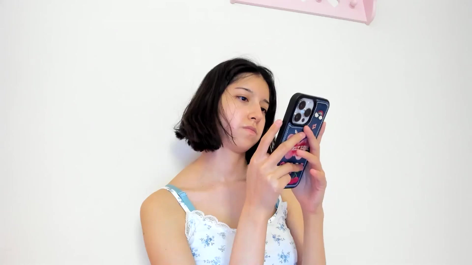 Gallery image thumbnail from Cherrycute666's myfreecams stream on, 07/20/2024, 13:02 image 4 of 20