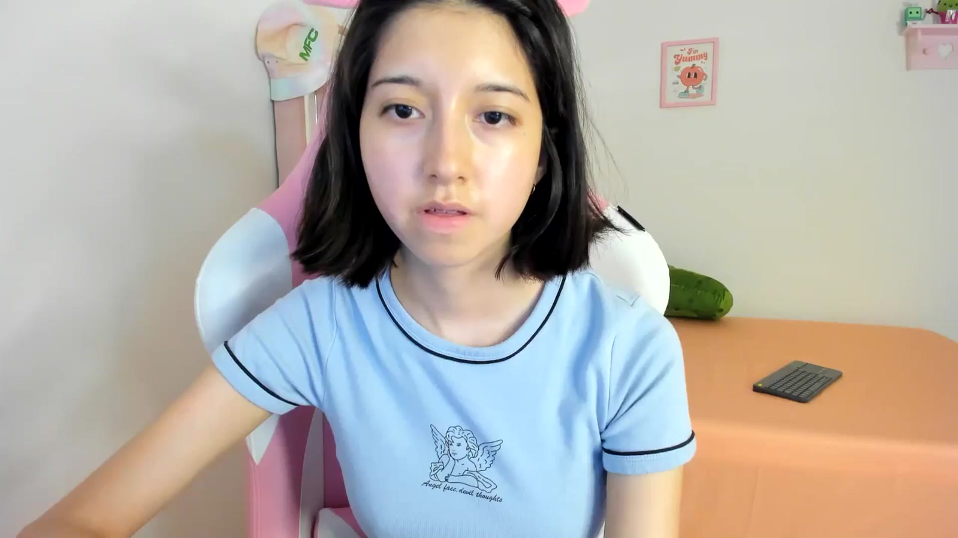 Gallery image thumbnail from Cherrycute666's myfreecams stream on, 07/21/2024, 01:56 image 15 of 20