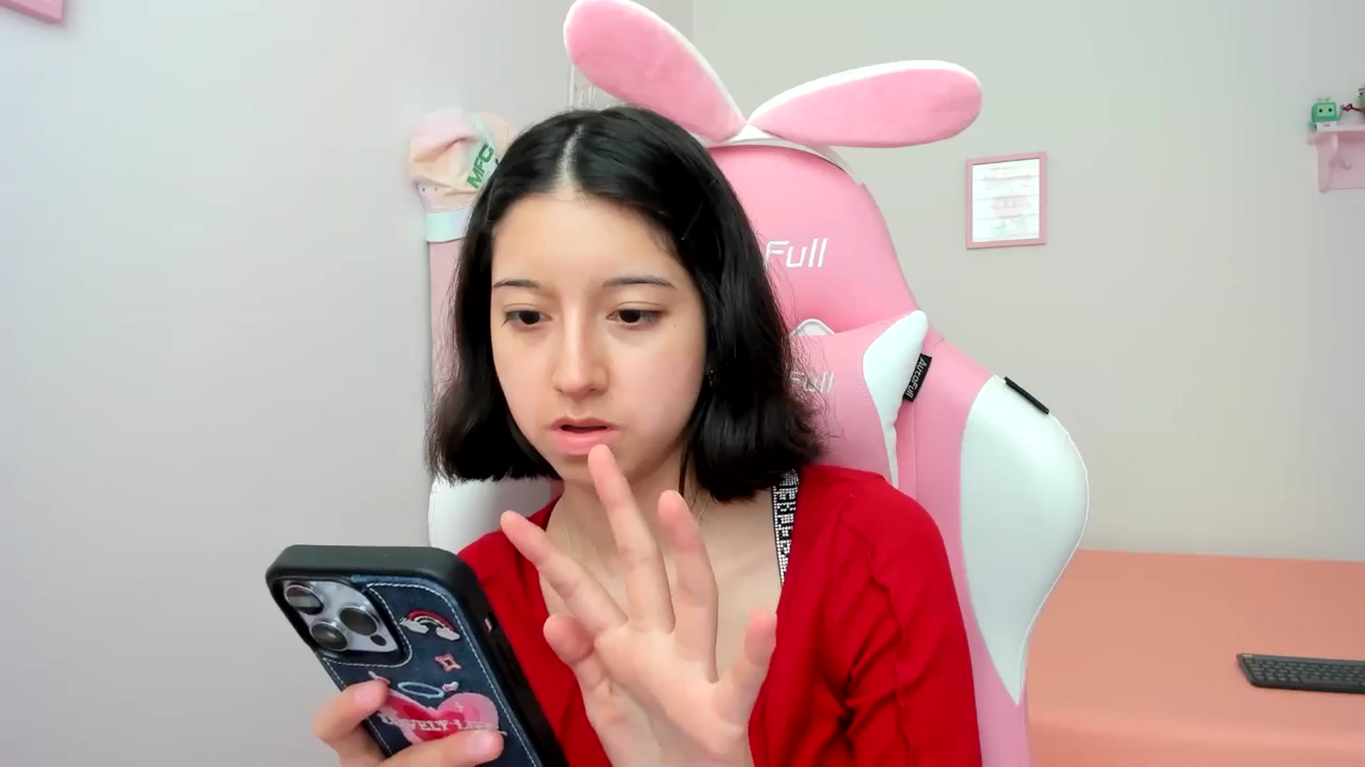 Gallery image thumbnail from Cherrycute666's myfreecams stream on, 07/26/2024, 21:41 image 9 of 20