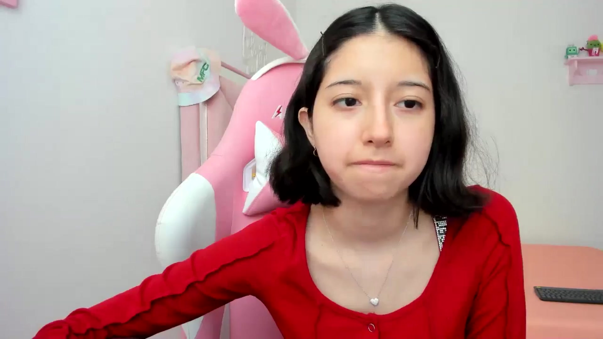 Gallery image thumbnail from Cherrycute666's myfreecams stream on, 07/26/2024, 21:41 image 17 of 20
