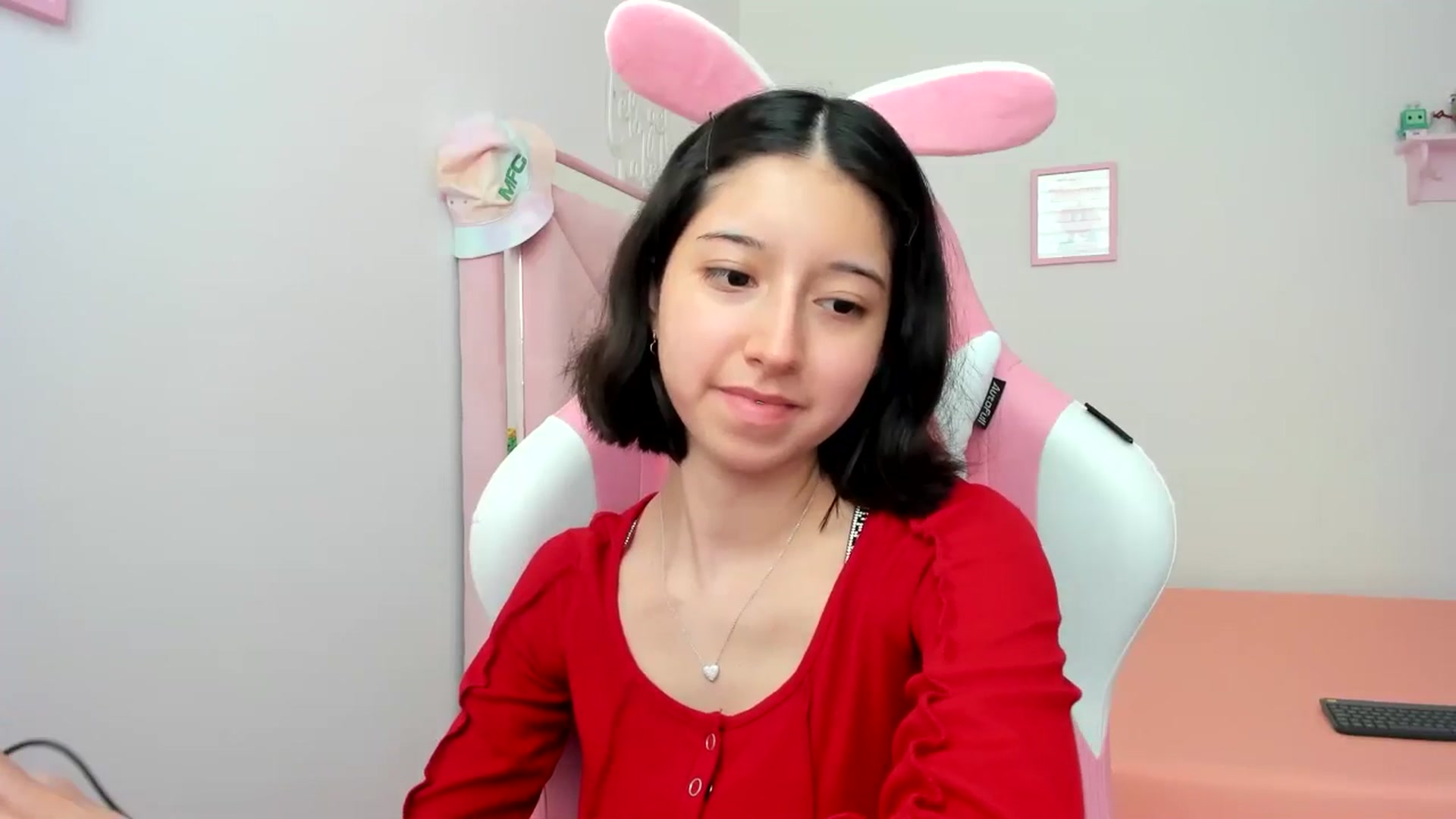 Gallery image thumbnail from Cherrycute666's myfreecams stream on, 07/26/2024, 21:41 image 8 of 20