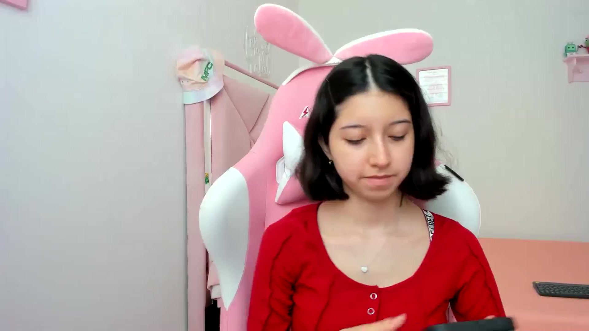 Gallery image thumbnail from Cherrycute666's myfreecams stream on, 07/26/2024, 21:41 image 5 of 20