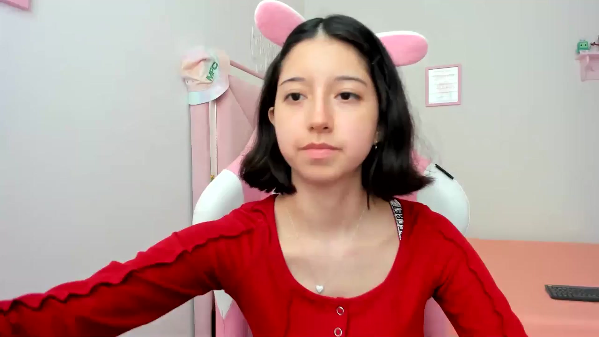 Gallery image thumbnail from Cherrycute666's myfreecams stream on, 07/26/2024, 21:41 image 1 of 20