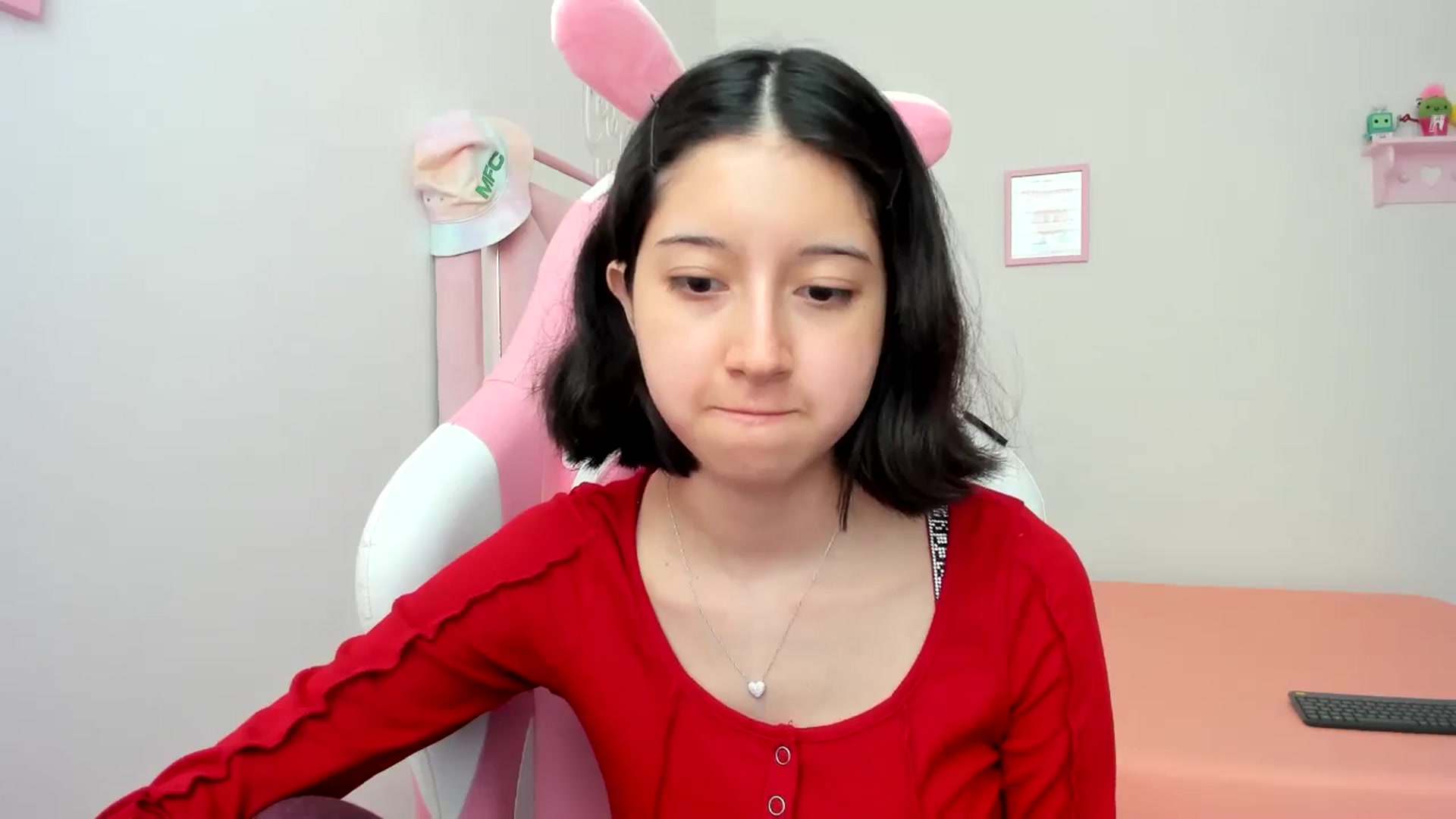 Gallery image thumbnail from Cherrycute666's myfreecams stream on, 07/26/2024, 21:41 image 16 of 20
