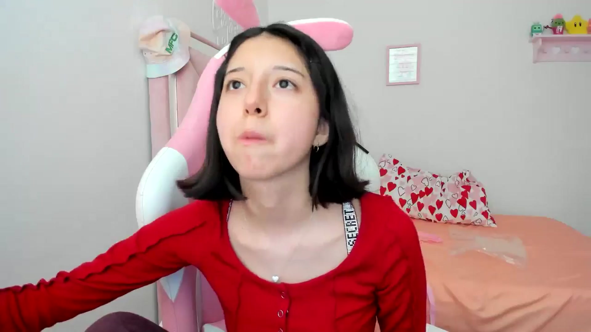 Gallery image thumbnail from Cherrycute666's myfreecams stream on, 07/27/2024, 24:01 image 13 of 20