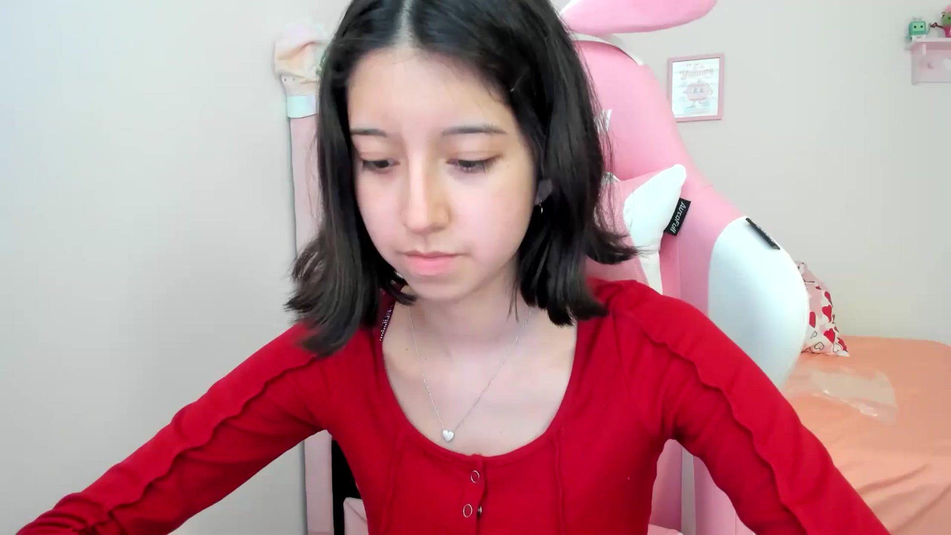 Gallery image thumbnail from Cherrycute666's myfreecams stream on, 07/27/2024, 24:15 image 3 of 20