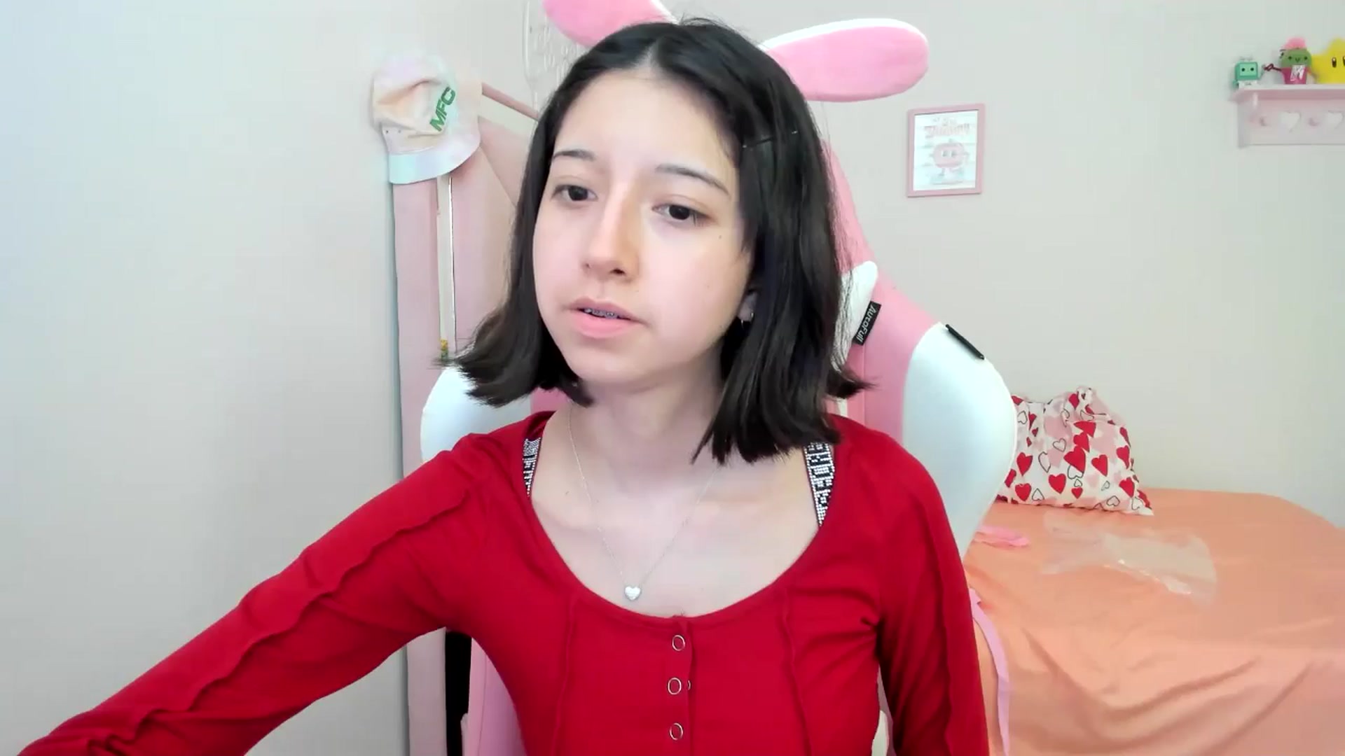 Gallery image thumbnail from Cherrycute666's myfreecams stream on, 07/27/2024, 24:15 image 10 of 20