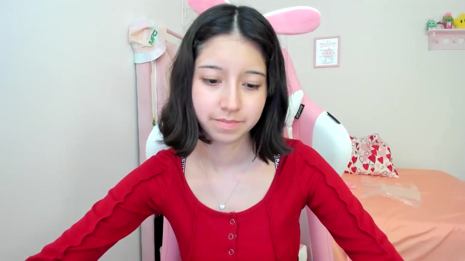 Gallery image thumbnail from Cherrycute666's myfreecams stream on, 07/27/2024, 24:15 image 11 of 20