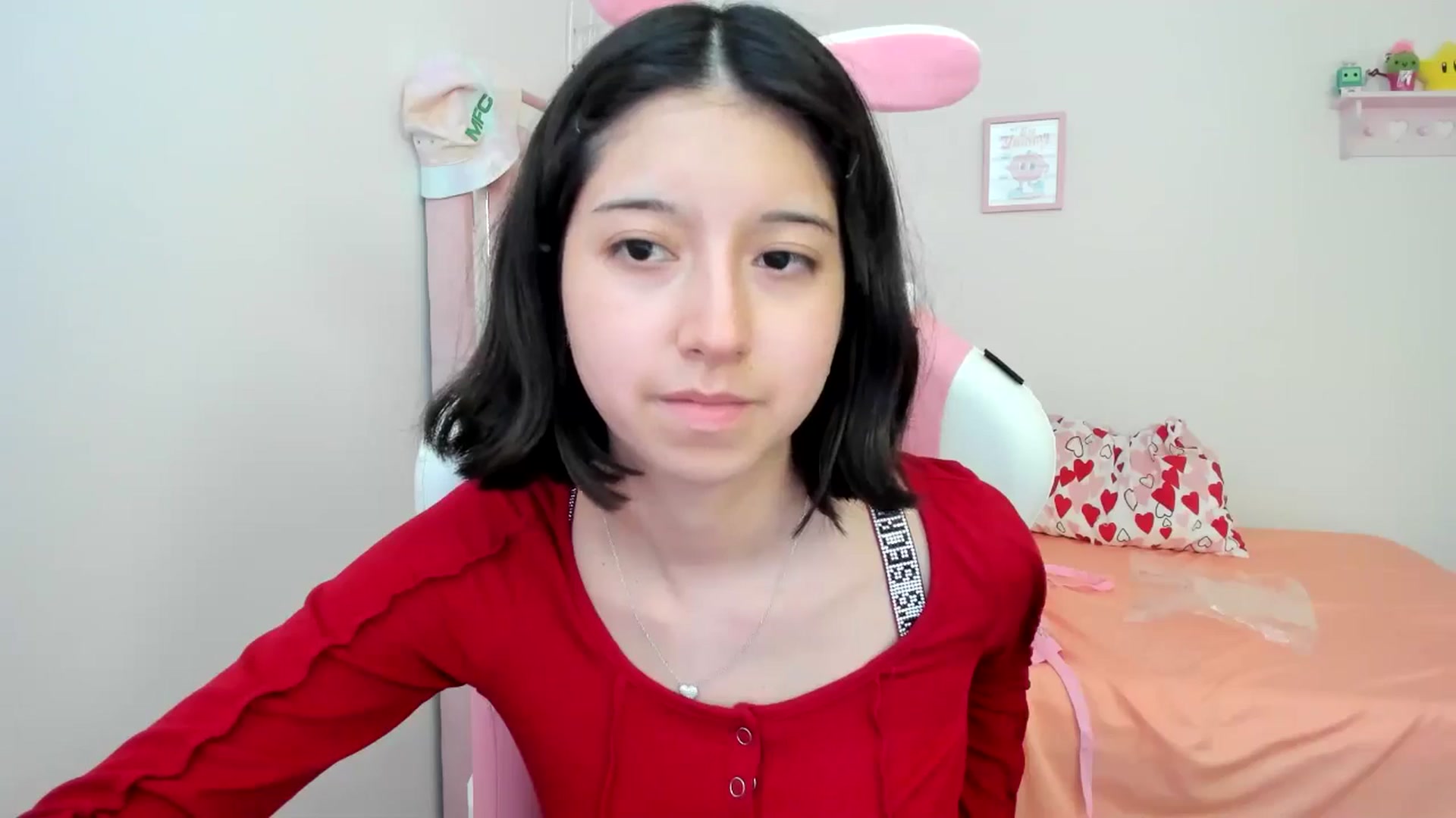 Gallery image thumbnail from Cherrycute666's myfreecams stream on, 07/27/2024, 24:15 image 18 of 20