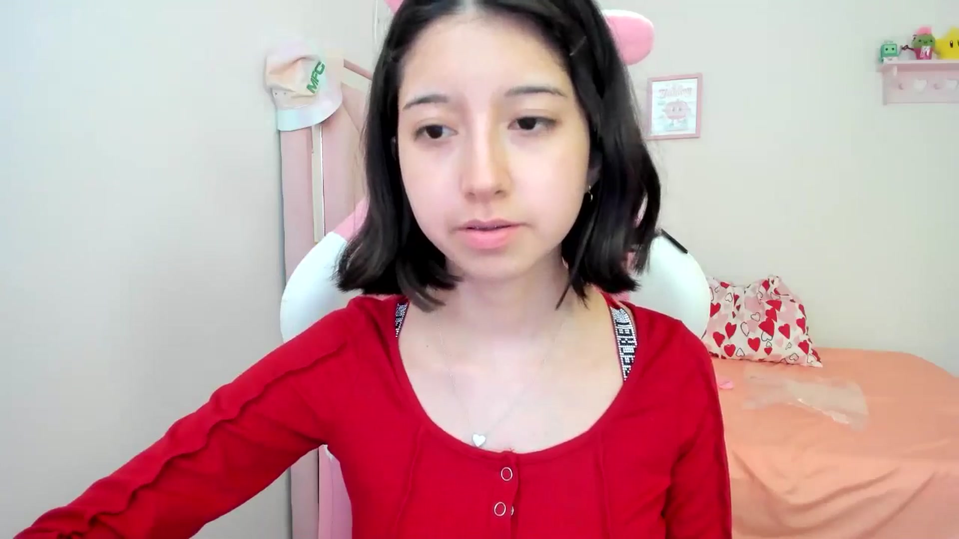 Gallery image thumbnail from Cherrycute666's myfreecams stream on, 07/27/2024, 24:15 image 16 of 20