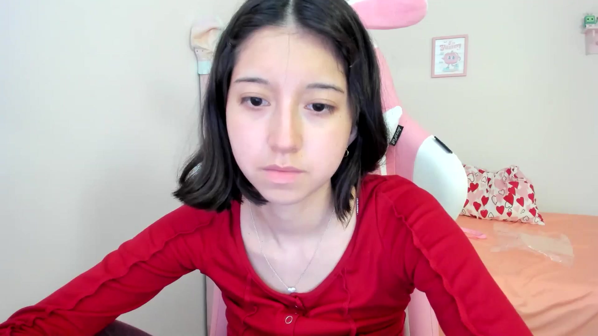 Gallery image thumbnail from Cherrycute666's myfreecams stream on, 07/27/2024, 01:06 image 8 of 20