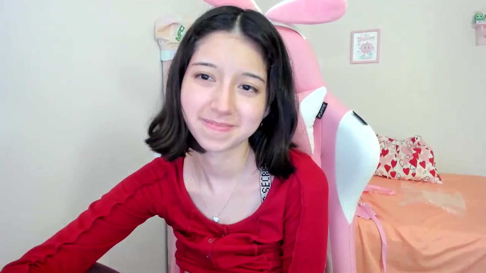 Gallery image thumbnail from Cherrycute666's myfreecams stream on, 07/27/2024, 01:06 image 9 of 20