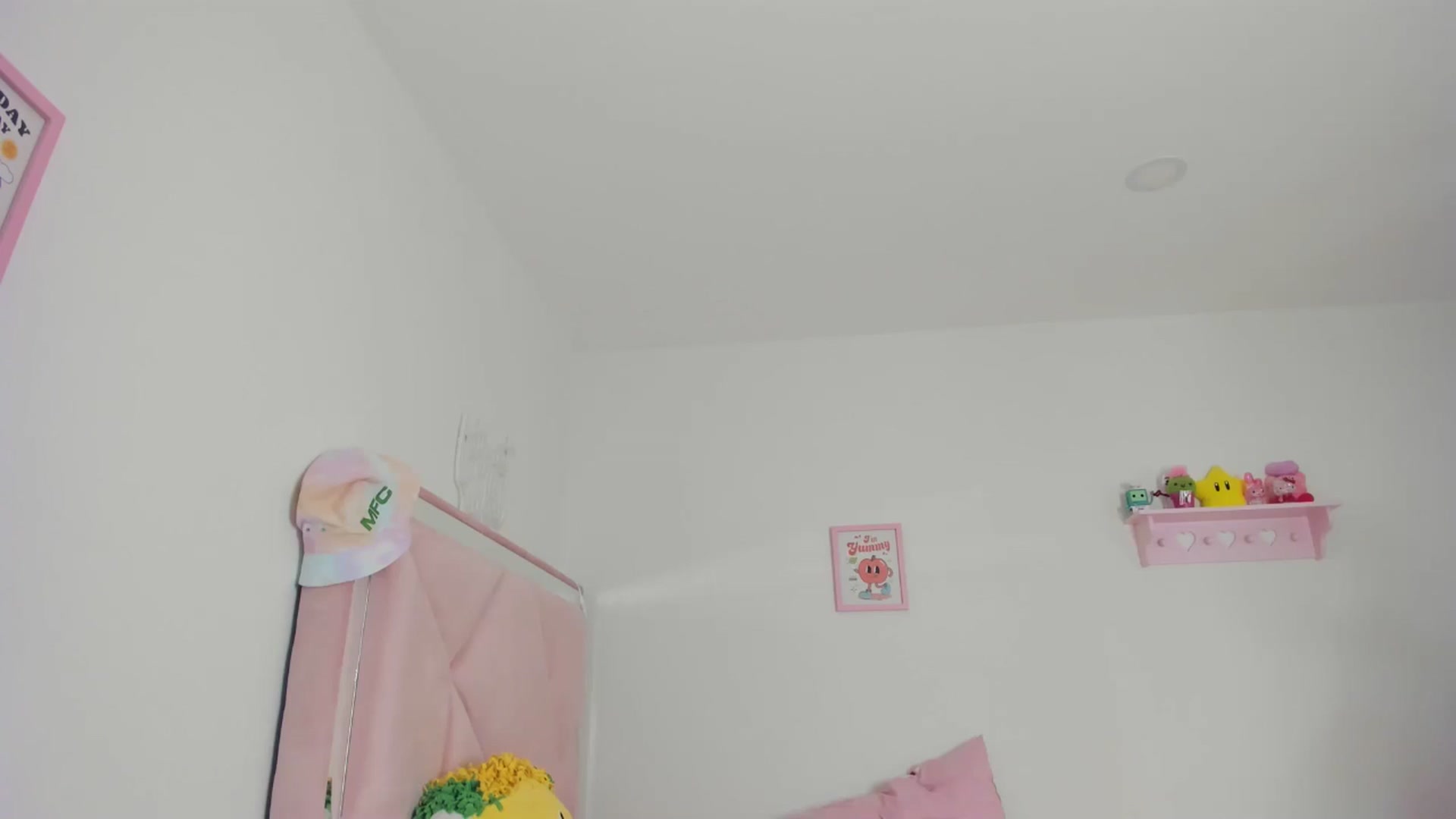Gallery image thumbnail from Cherrycute666's myfreecams stream on, 07/27/2024, 08:00 image 1 of 20