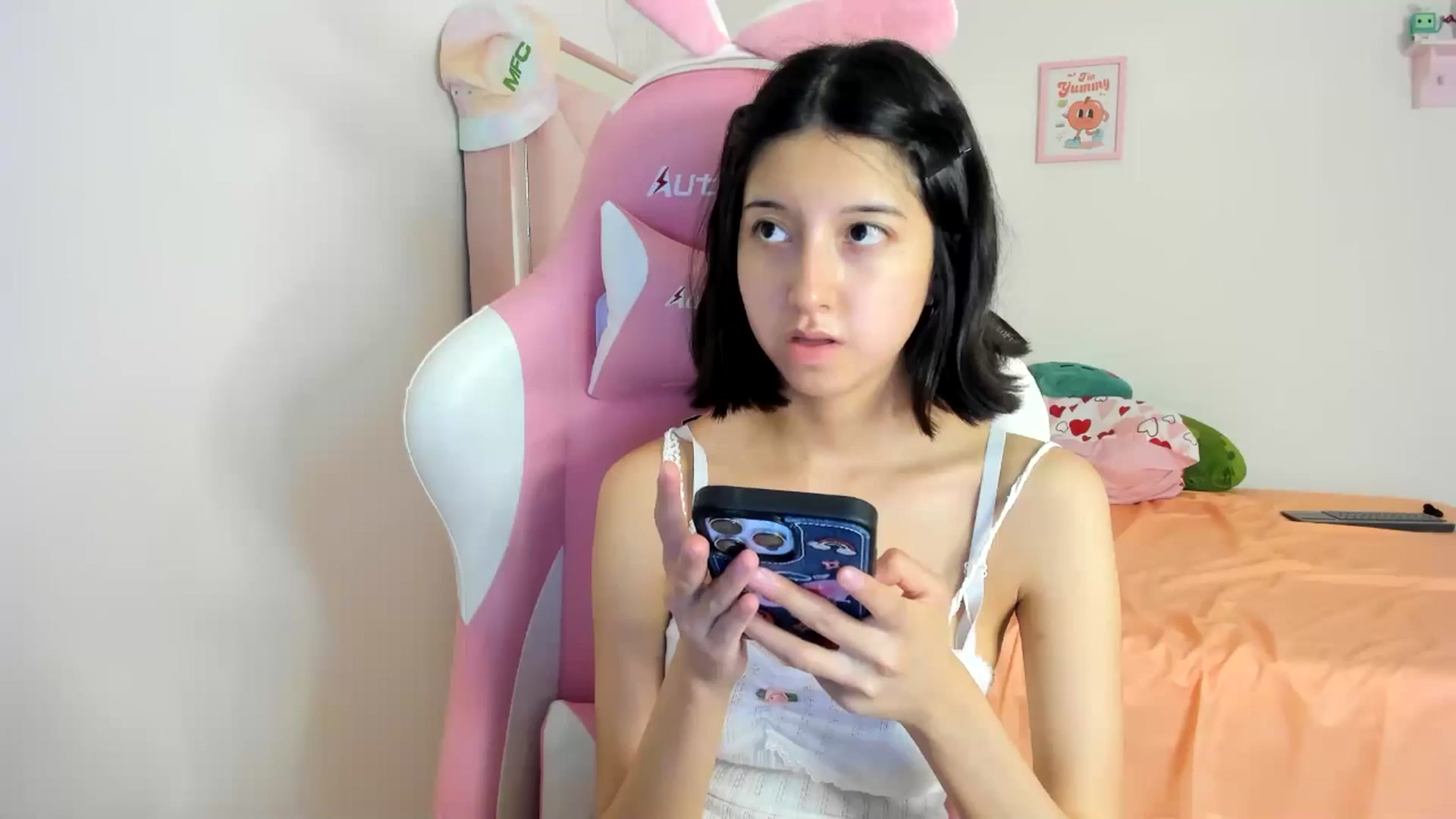 Gallery image thumbnail from Cherrycute666's myfreecams stream on, 07/28/2024, 05:14 image 20 of 20