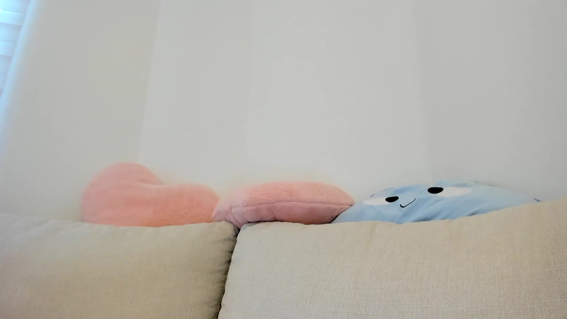 Gallery image thumbnail from Cherrycute666's myfreecams stream on, 07/31/2024, 24:47 image 11 of 20