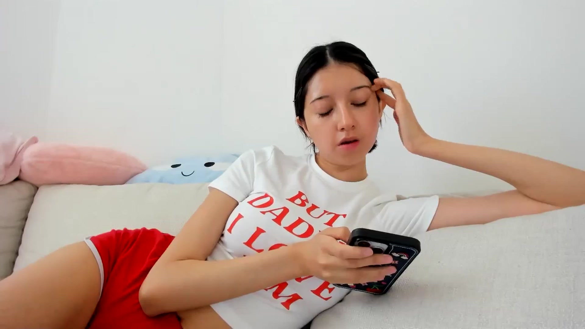 Gallery image thumbnail from Cherrycute666's myfreecams stream on, 07/31/2024, 18:18 image 17 of 20