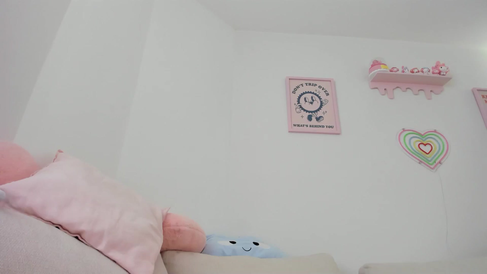 Gallery image thumbnail from Cherrycute666's myfreecams stream on, 07/31/2024, 18:18 image 3 of 20