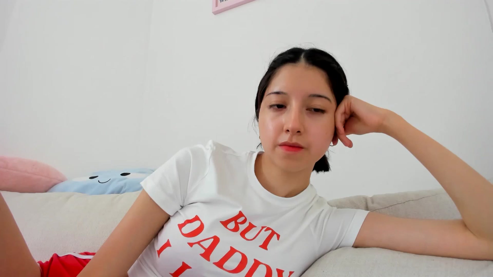 Gallery image thumbnail from Cherrycute666's myfreecams stream on, 07/31/2024, 20:00 image 5 of 20