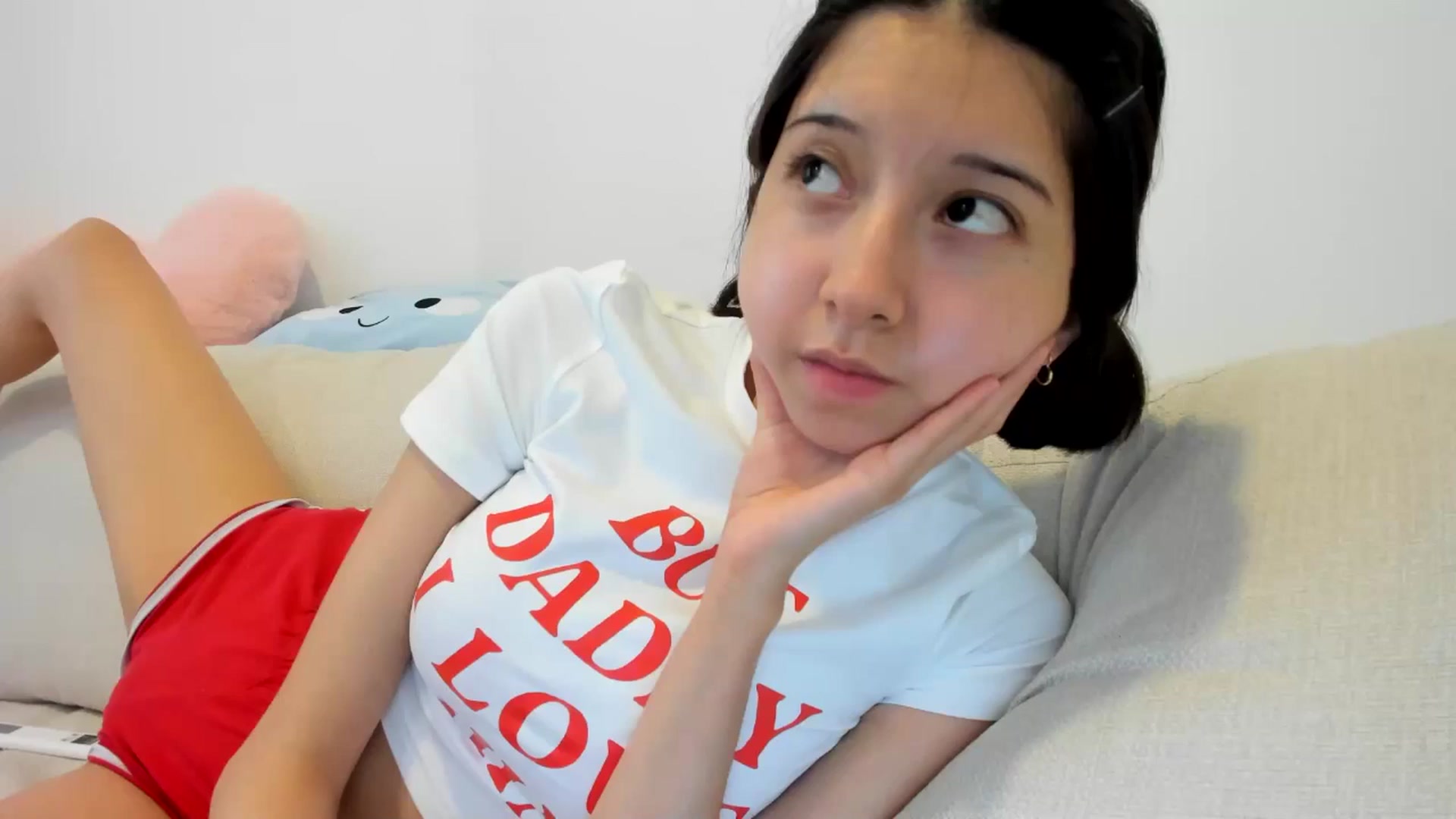 Gallery image thumbnail from Cherrycute666's myfreecams stream on, 08/01/2024, 01:03 image 3 of 20