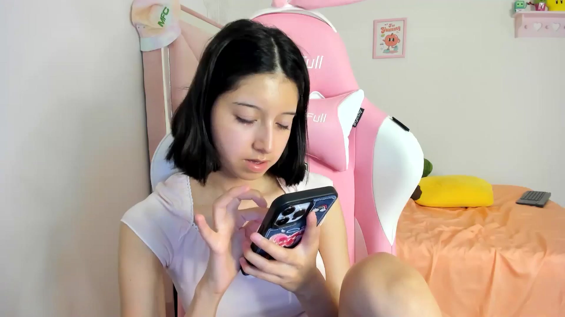 Gallery image thumbnail from Cherrycute666's myfreecams stream on, 08/02/2024, 03:23 image 9 of 20