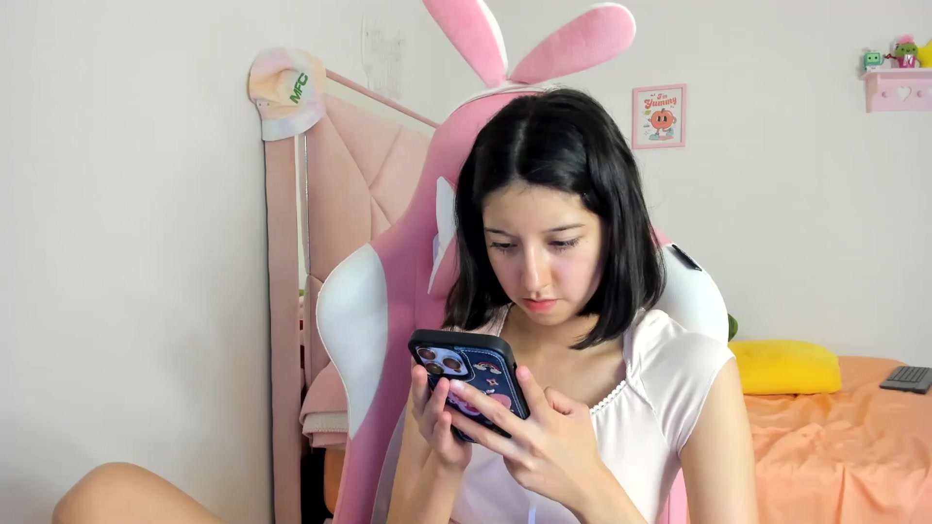 Gallery image thumbnail from Cherrycute666's myfreecams stream on, 08/02/2024, 04:00 image 14 of 20