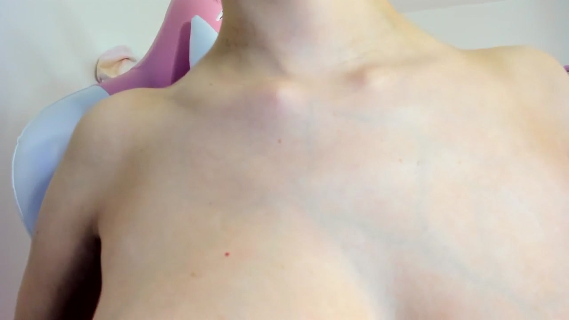 Gallery image thumbnail from Cherrycute666's myfreecams stream on, 08/02/2024, 04:38 image 10 of 20