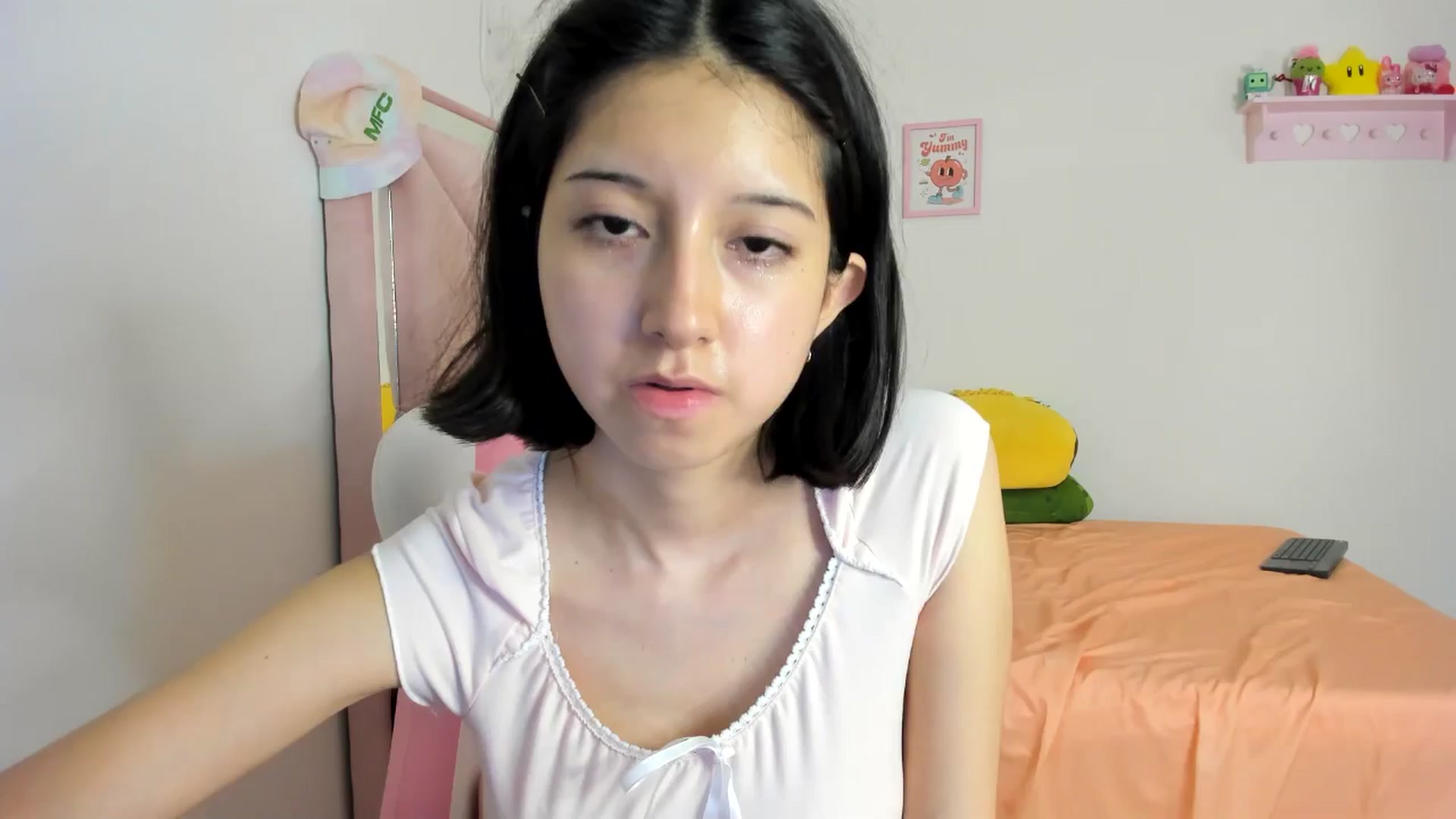 Gallery image thumbnail from Cherrycute666's myfreecams stream on, 08/02/2024, 05:39 image 12 of 20