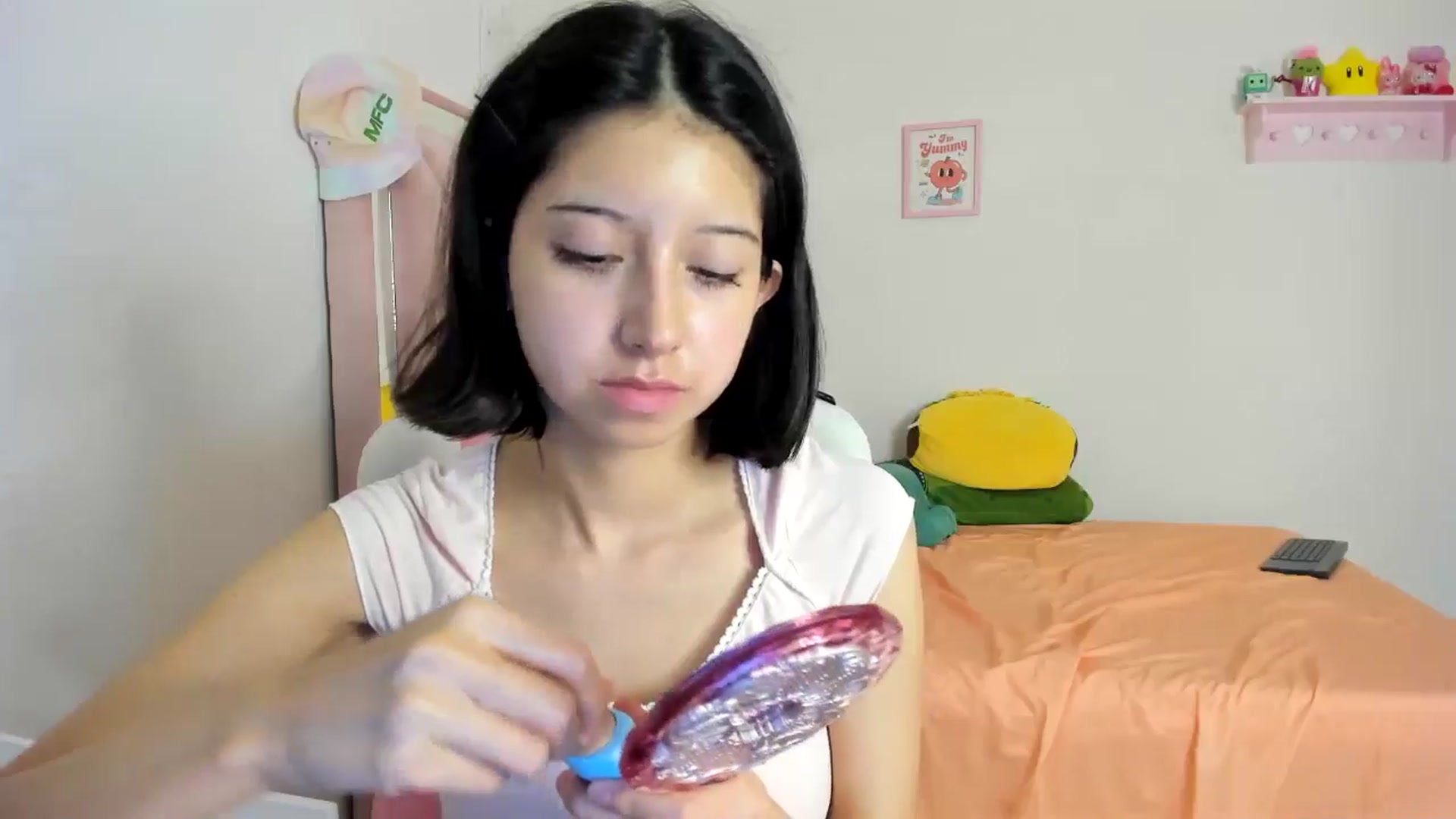 Gallery image thumbnail from Cherrycute666's myfreecams stream on, 08/02/2024, 05:39 image 13 of 20
