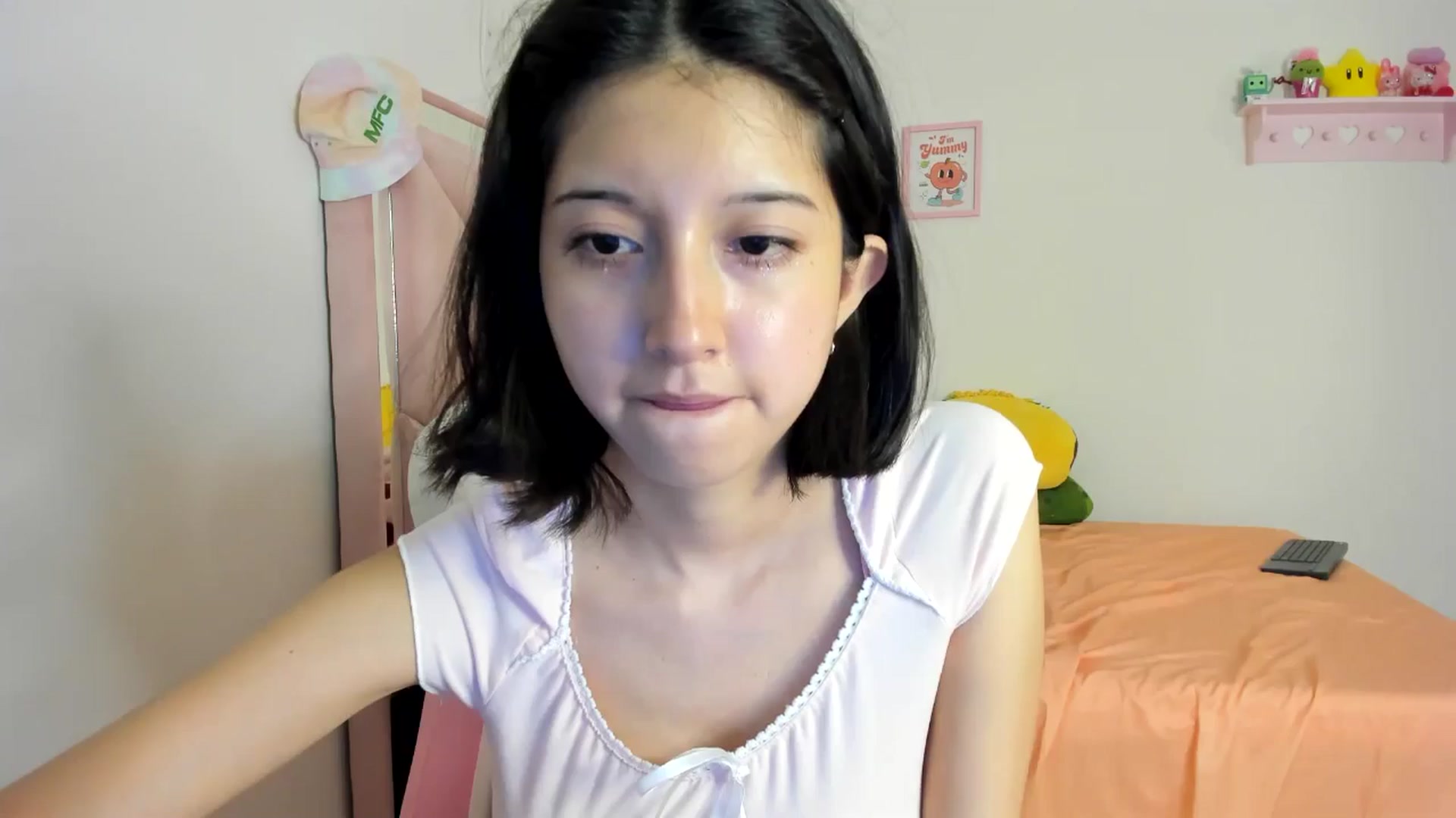Gallery image thumbnail from Cherrycute666's myfreecams stream on, 08/02/2024, 05:39 image 6 of 20