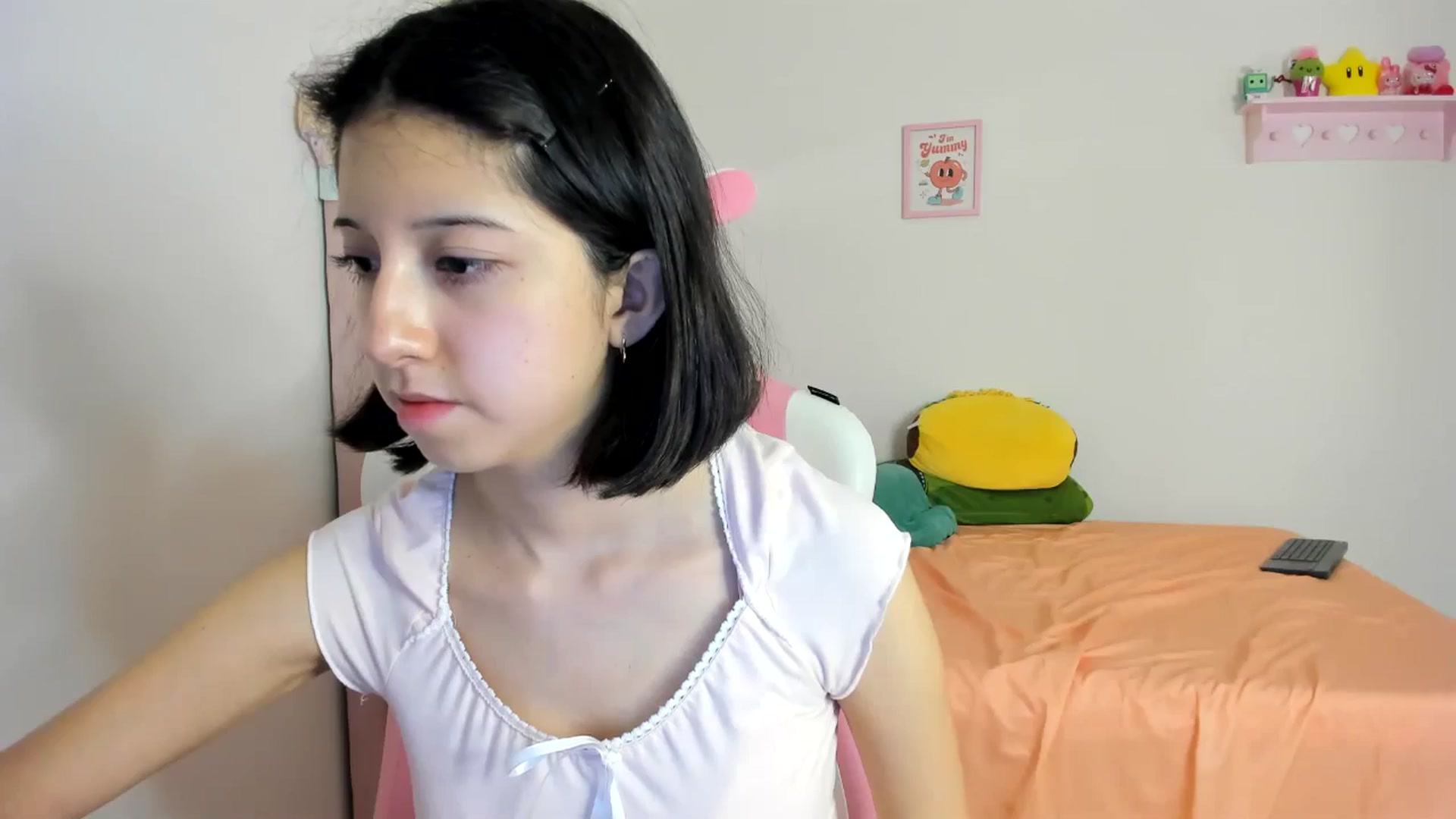 Gallery image thumbnail from Cherrycute666's myfreecams stream on, 08/02/2024, 05:39 image 14 of 20