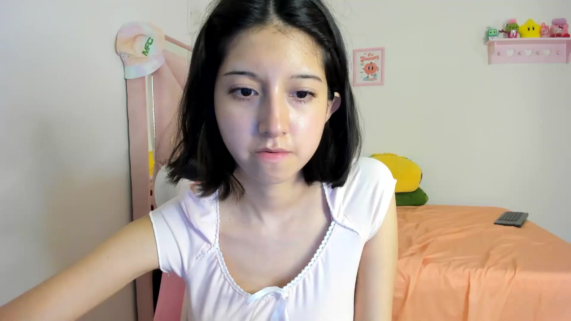 Gallery image thumbnail from Cherrycute666's myfreecams stream on, 08/02/2024, 05:39 image 9 of 20