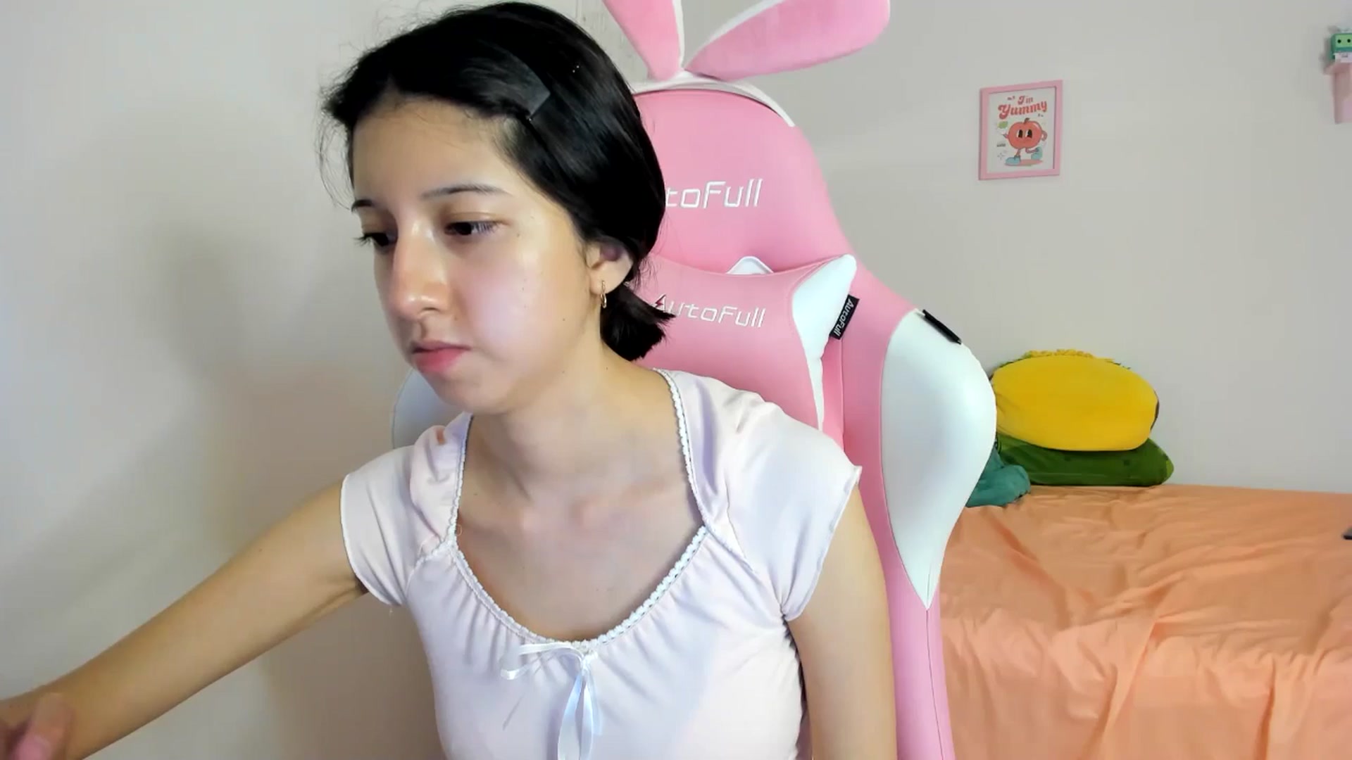 Gallery image thumbnail from Cherrycute666's myfreecams stream on, 08/02/2024, 08:04 image 9 of 20