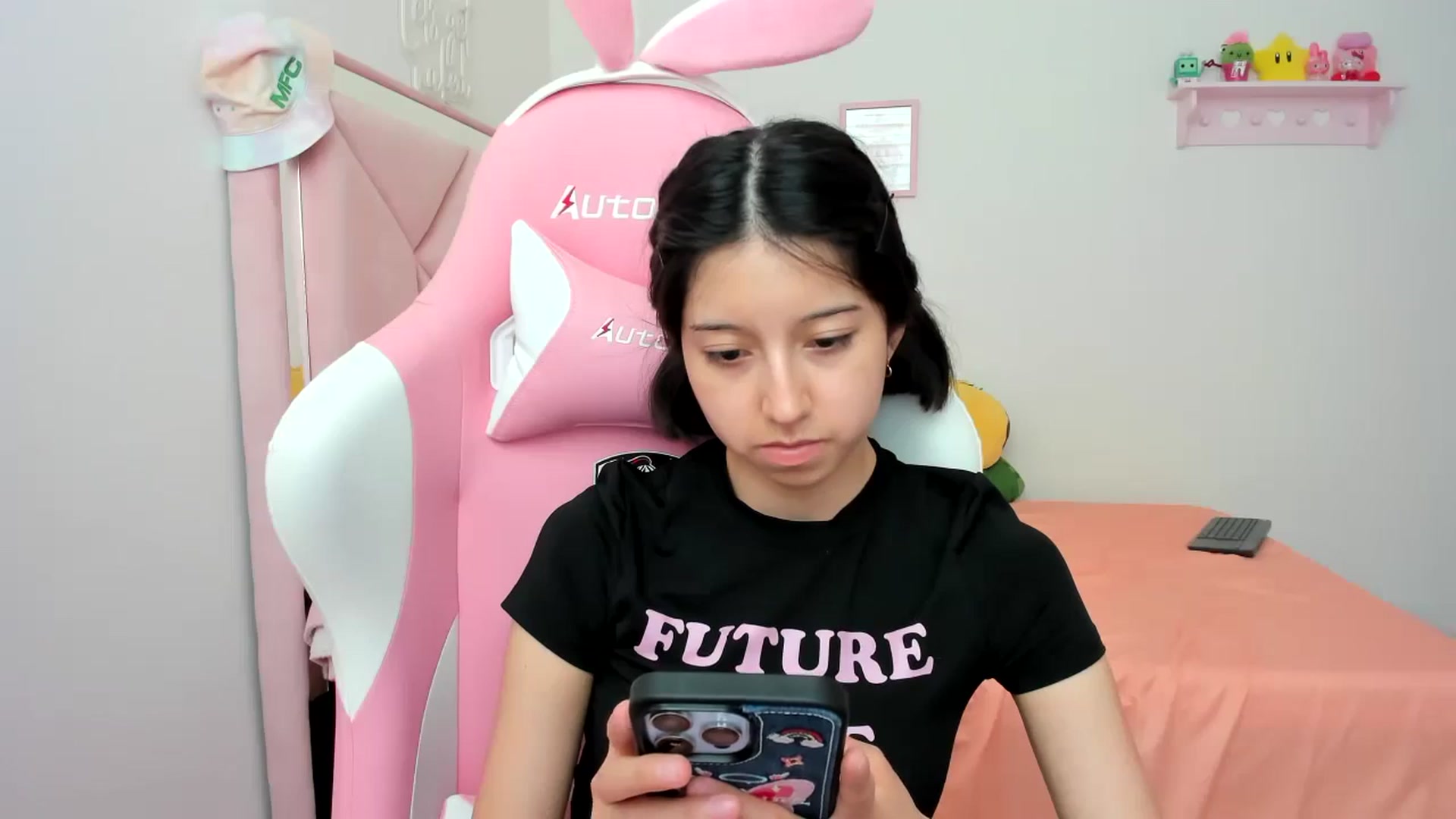 Gallery image thumbnail from Cherrycute666's myfreecams stream on, 08/02/2024, 21:35 image 20 of 20