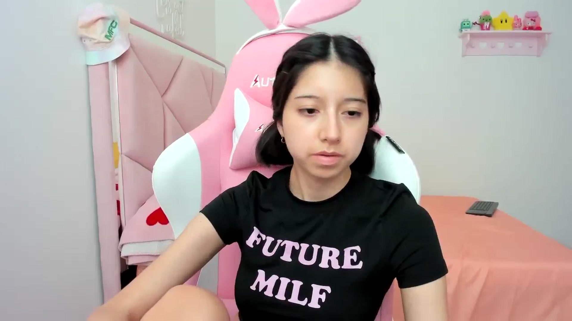 Gallery image thumbnail from Cherrycute666's myfreecams stream on, 08/02/2024, 21:35 image 12 of 20