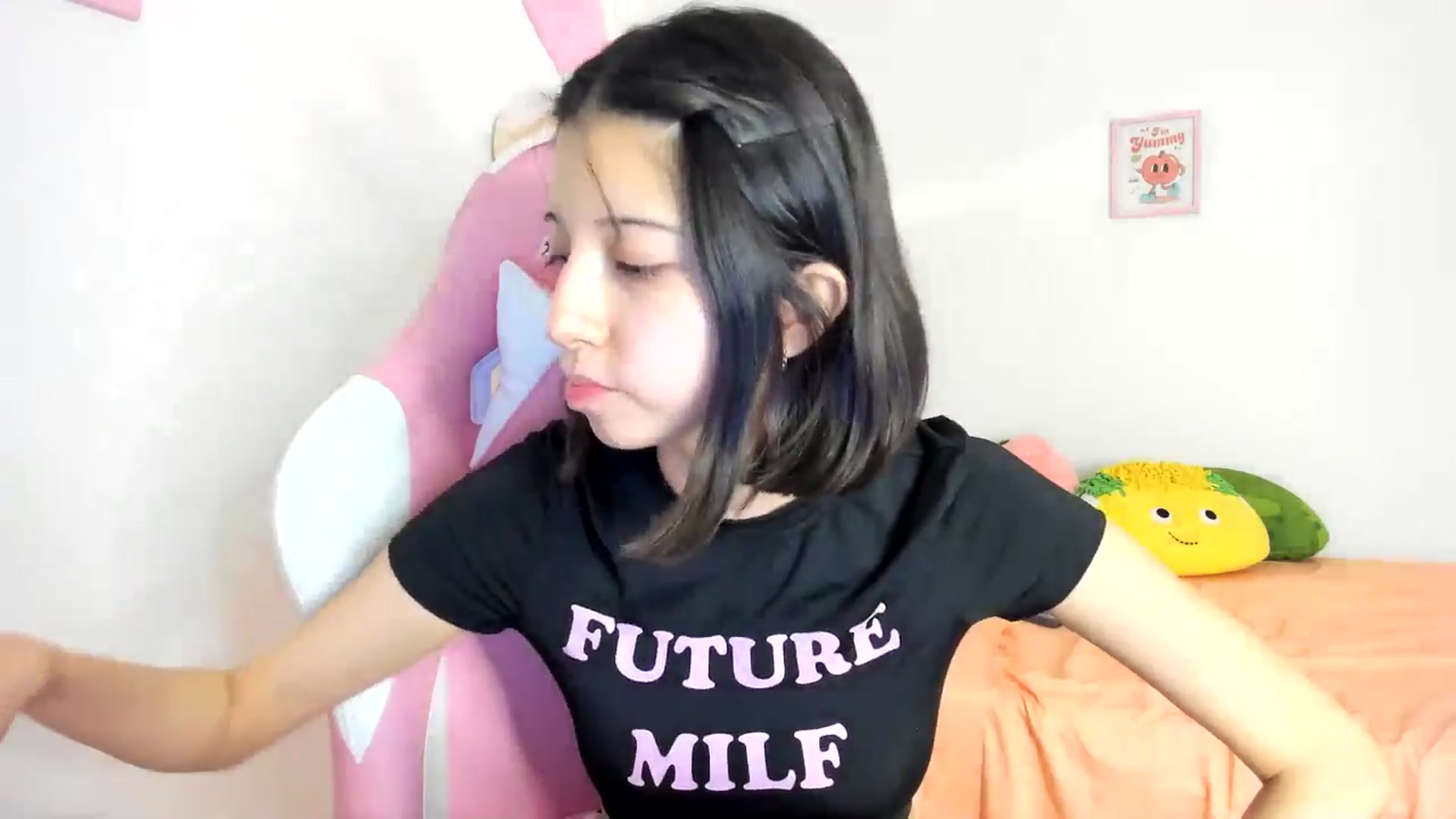 Gallery image thumbnail from Cherrycute666's myfreecams stream on, 08/03/2024, 02:22 image 18 of 20