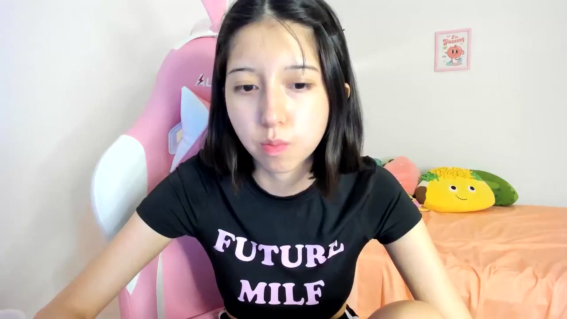 Gallery image thumbnail from Cherrycute666's myfreecams stream on, 08/03/2024, 02:22 image 13 of 20