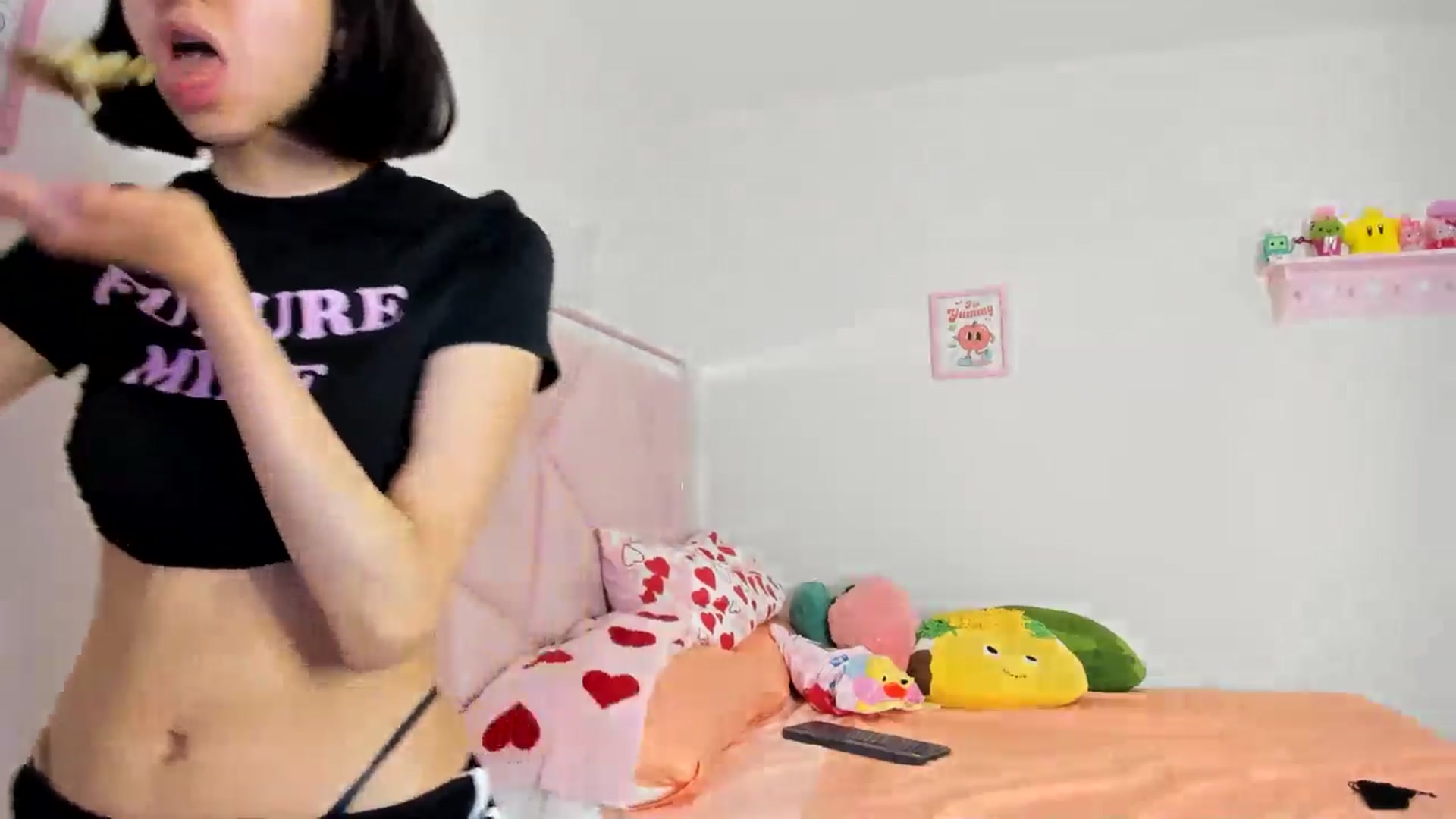 Gallery image thumbnail from Cherrycute666's myfreecams stream on, 08/03/2024, 04:54 image 6 of 20
