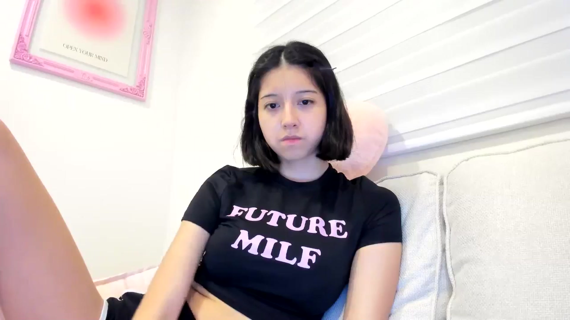 Gallery image thumbnail from Cherrycute666's myfreecams stream on, 08/03/2024, 07:16 image 2 of 20