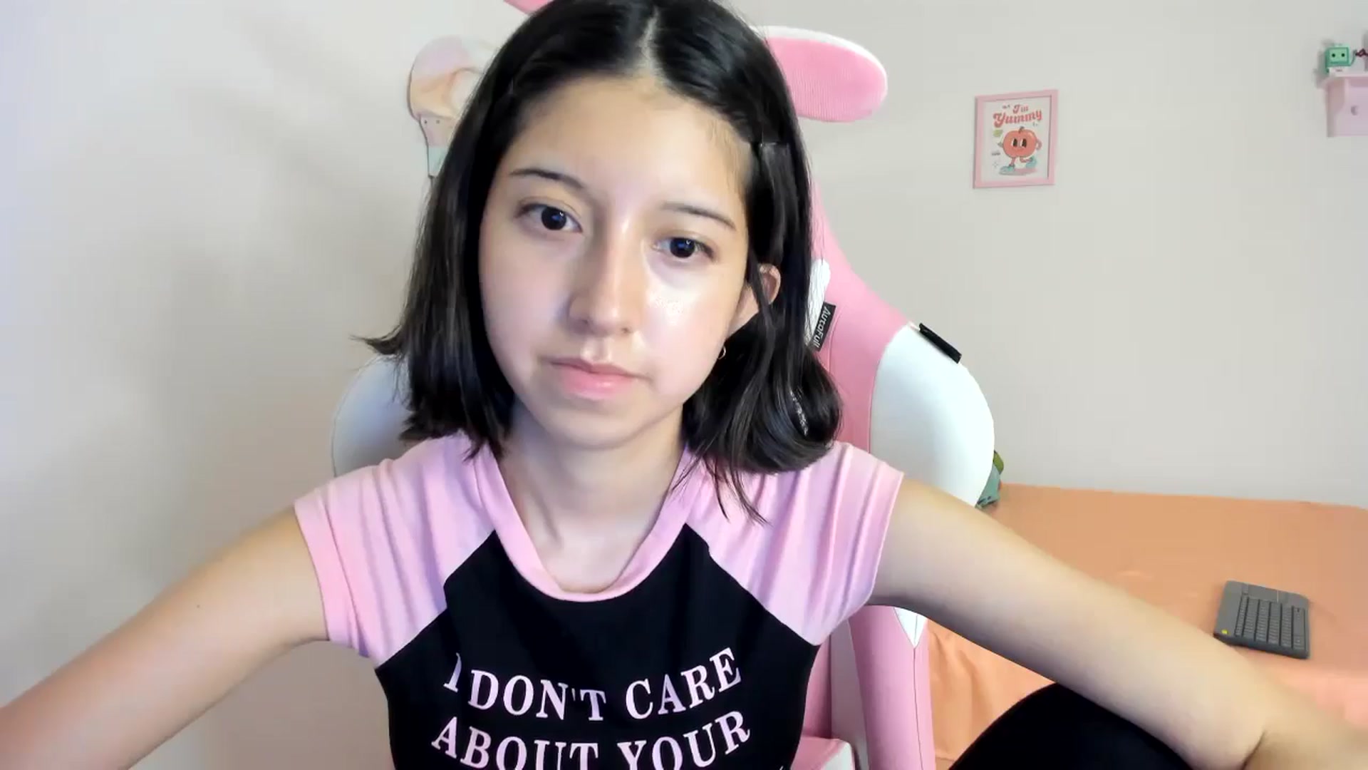 Gallery image thumbnail from Cherrycute666's myfreecams stream on, 08/04/2024, 05:41 image 10 of 20