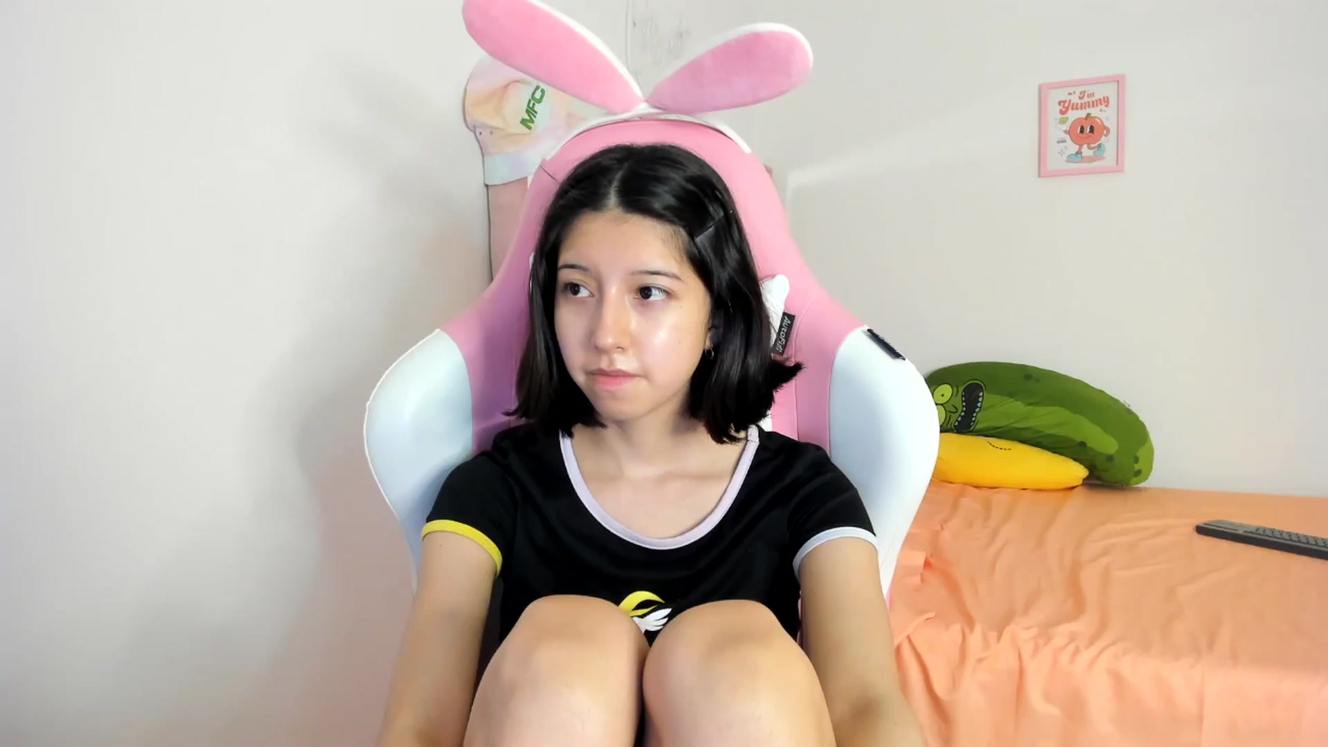 Gallery image thumbnail from Cherrycute666's myfreecams stream on, 08/05/2024, 02:27 image 13 of 20