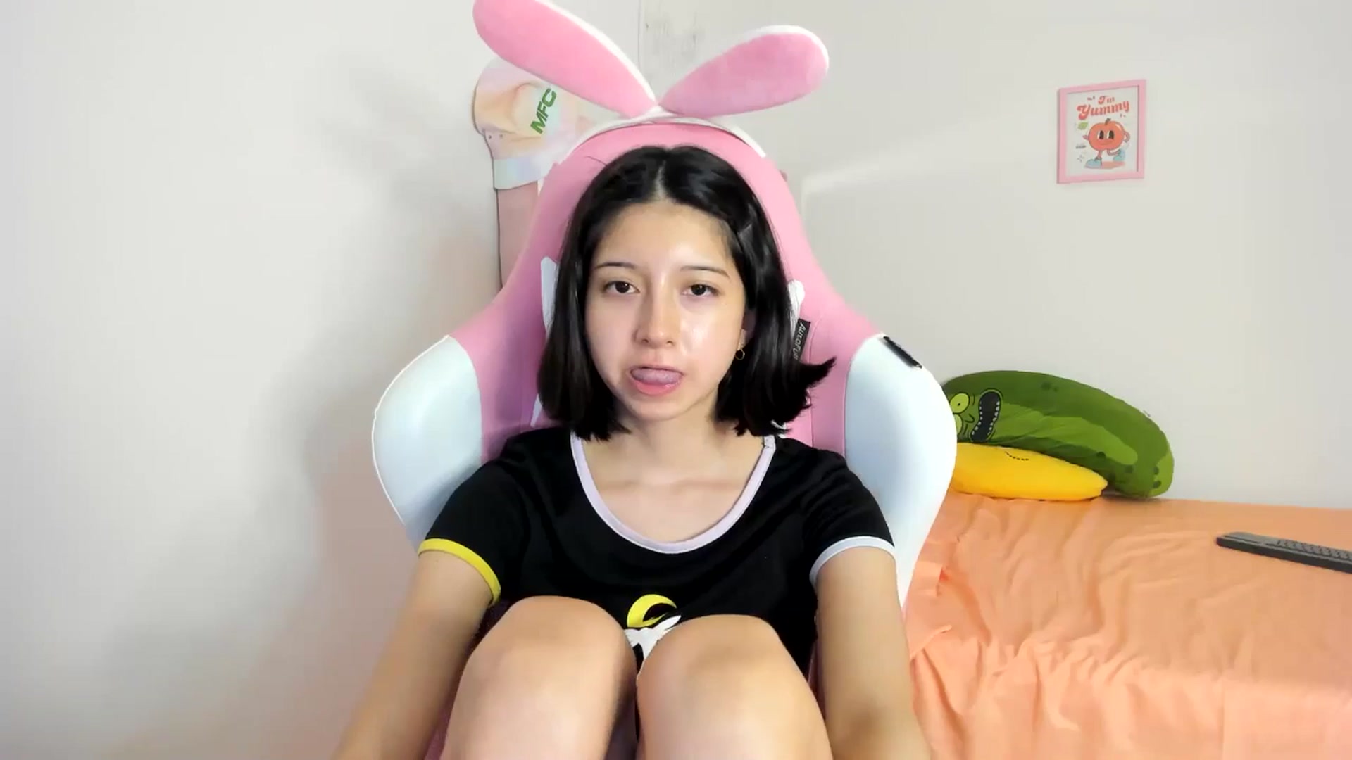 Gallery image thumbnail from Cherrycute666's myfreecams stream on, 08/05/2024, 02:27 image 11 of 20