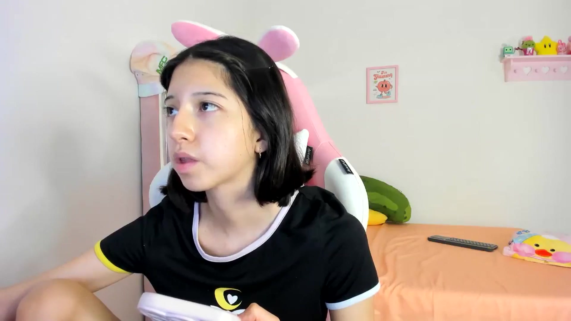 Gallery image thumbnail from Cherrycute666's myfreecams stream on, 08/05/2024, 06:10 image 16 of 20