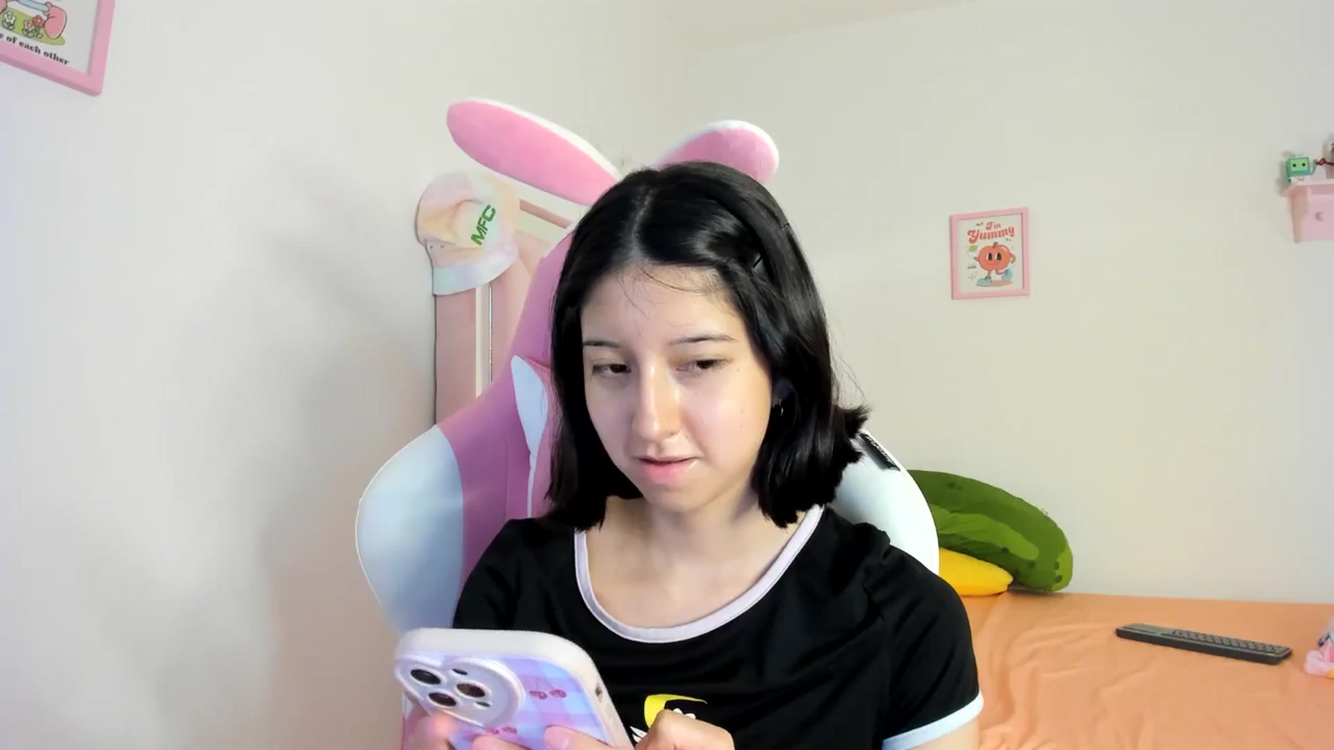 Gallery image thumbnail from Cherrycute666's myfreecams stream on, 08/05/2024, 06:52 image 6 of 20