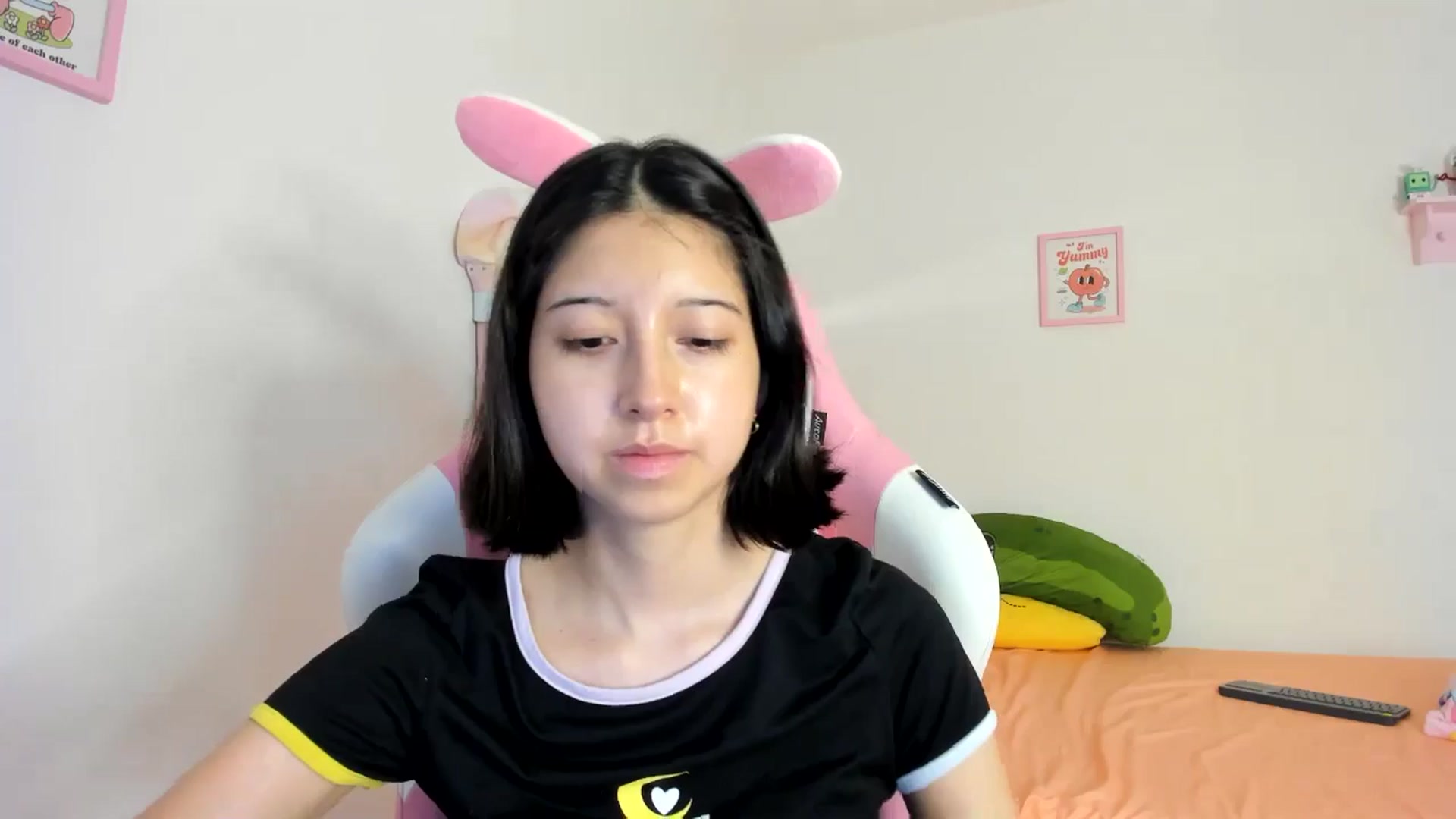 Gallery image thumbnail from Cherrycute666's myfreecams stream on, 08/05/2024, 06:52 image 9 of 20
