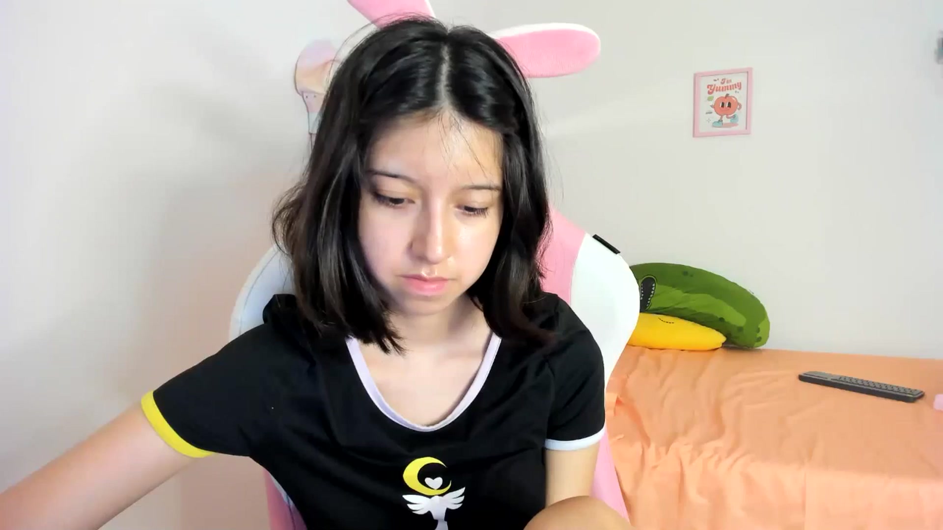 Gallery image thumbnail from Cherrycute666's myfreecams stream on, 08/05/2024, 07:48 image 8 of 20
