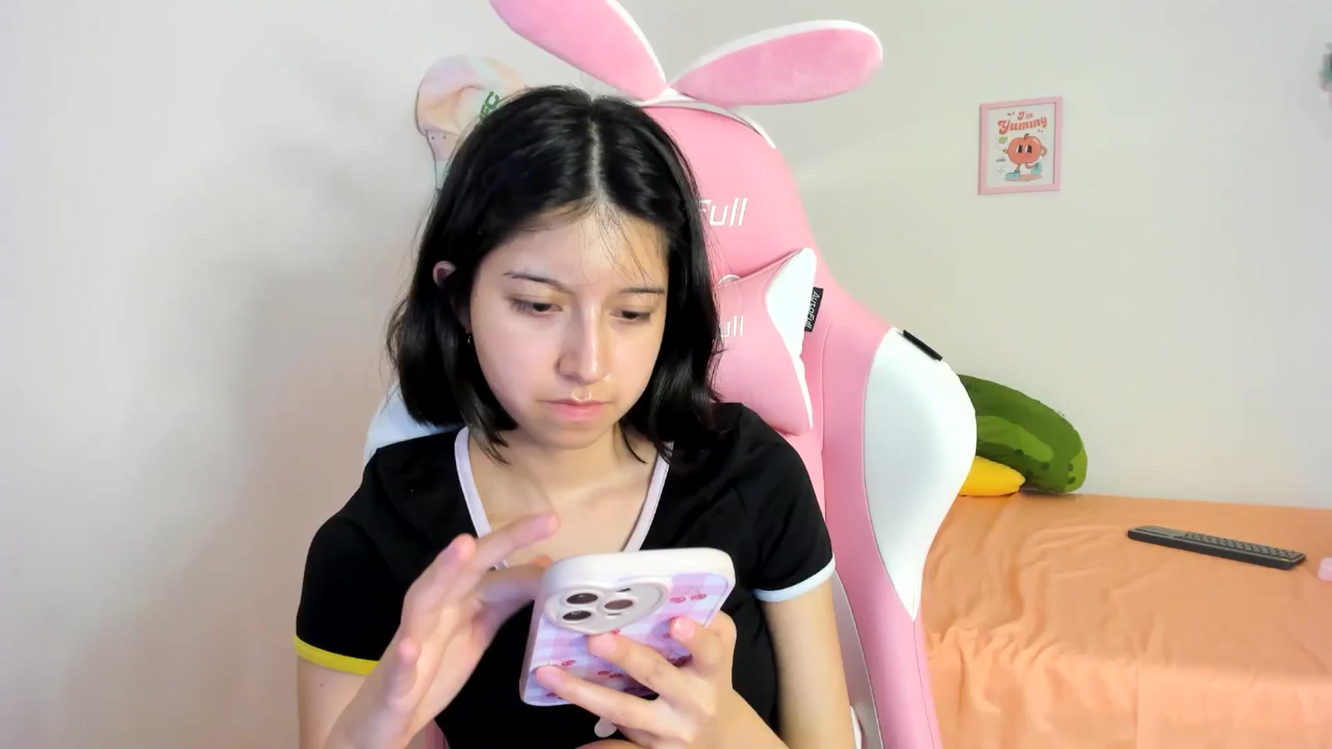 Gallery image thumbnail from Cherrycute666's myfreecams stream on, 08/05/2024, 07:48 image 17 of 20