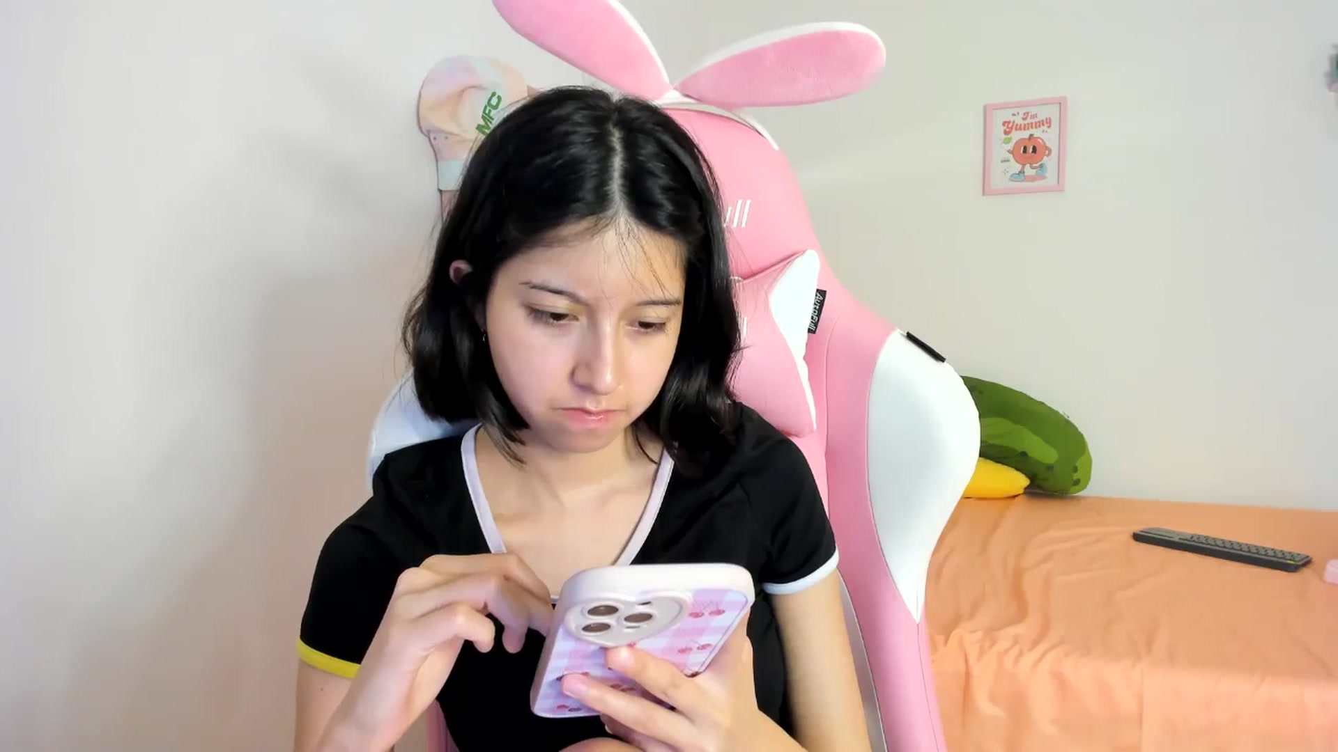 Gallery image thumbnail from Cherrycute666's myfreecams stream on, 08/05/2024, 07:48 image 14 of 20