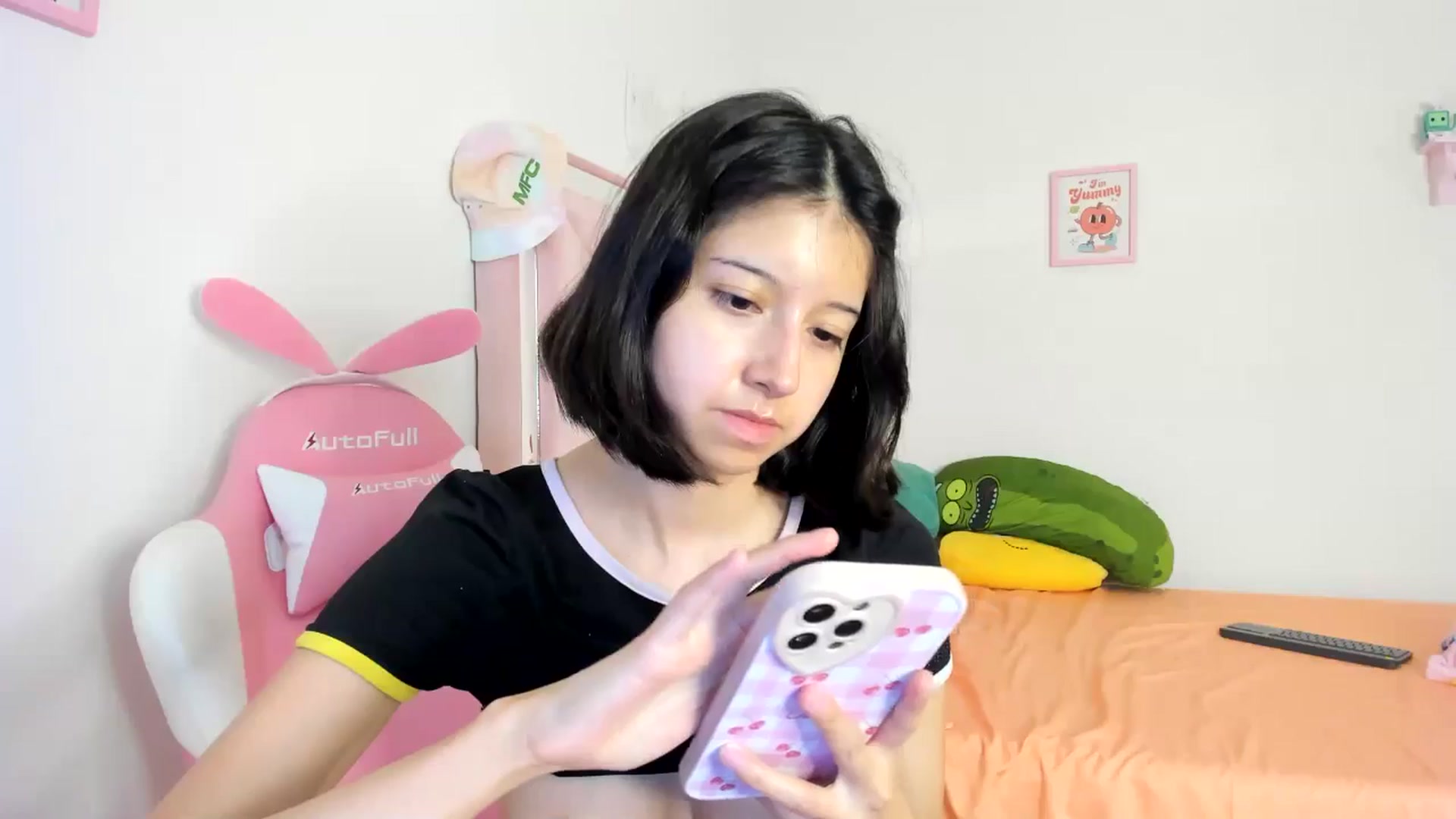 Gallery image thumbnail from Cherrycute666's myfreecams stream on, 08/05/2024, 07:48 image 2 of 20