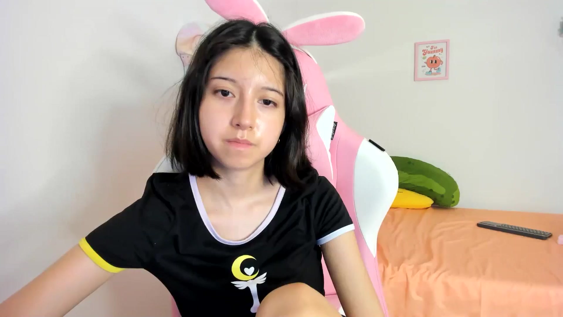Gallery image thumbnail from Cherrycute666's myfreecams stream on, 08/05/2024, 07:48 image 7 of 20